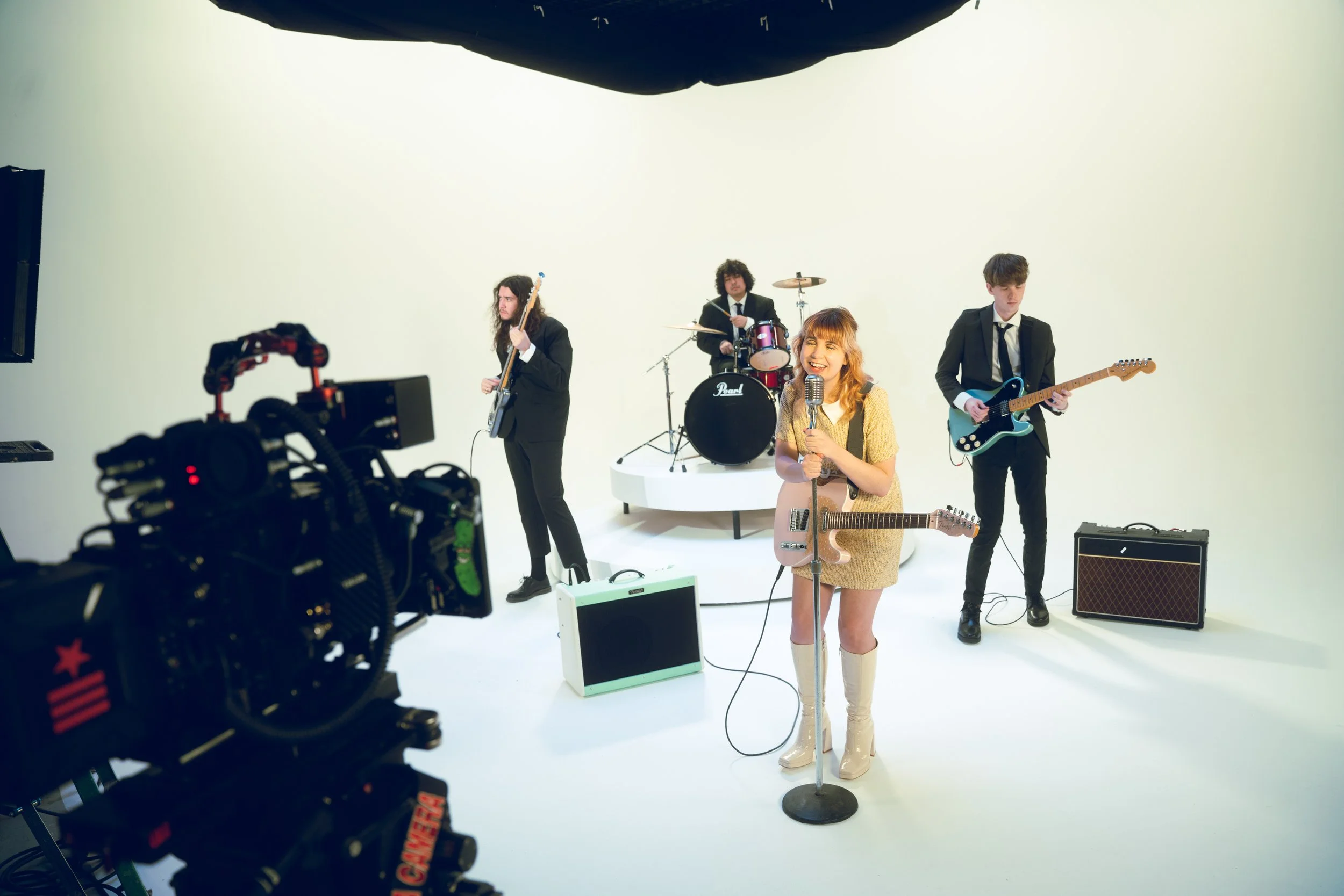 BEACH BUNNY BTS-77.jpg