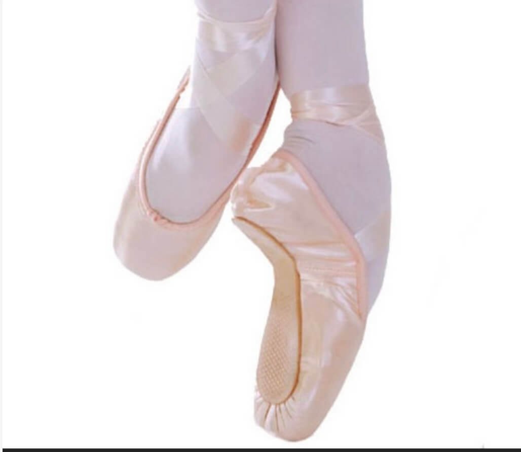 Preprofessional ballet training program in Rockford Illinois .jpeg