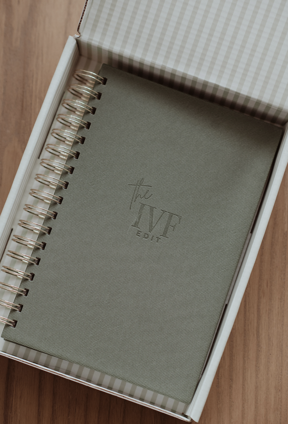 The IVF Edit Journal & Planner.
Includes: IVF cycle planner, med and supplement logs, daily reflections, 10 day wait toolkit, test day support, vision board
This planner/journal is perfect for anyone who is about to start IVF or is finding themselves