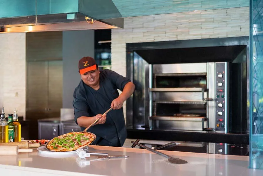 09_Chef_2880x1930.jpg