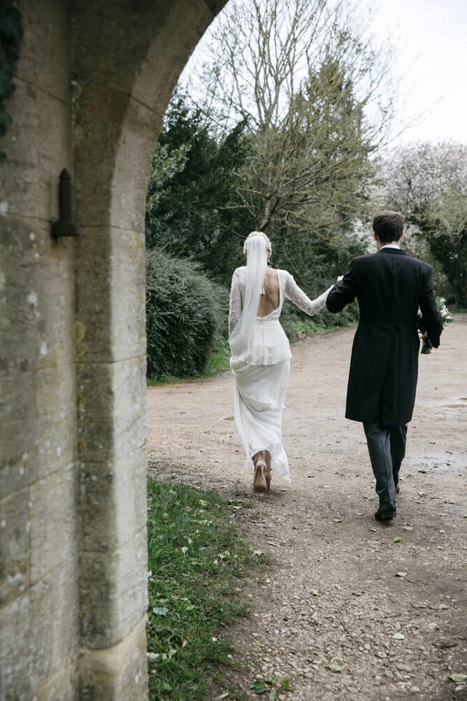 Farbridge Wedding West Sussex // Introducing Sophie and Josh