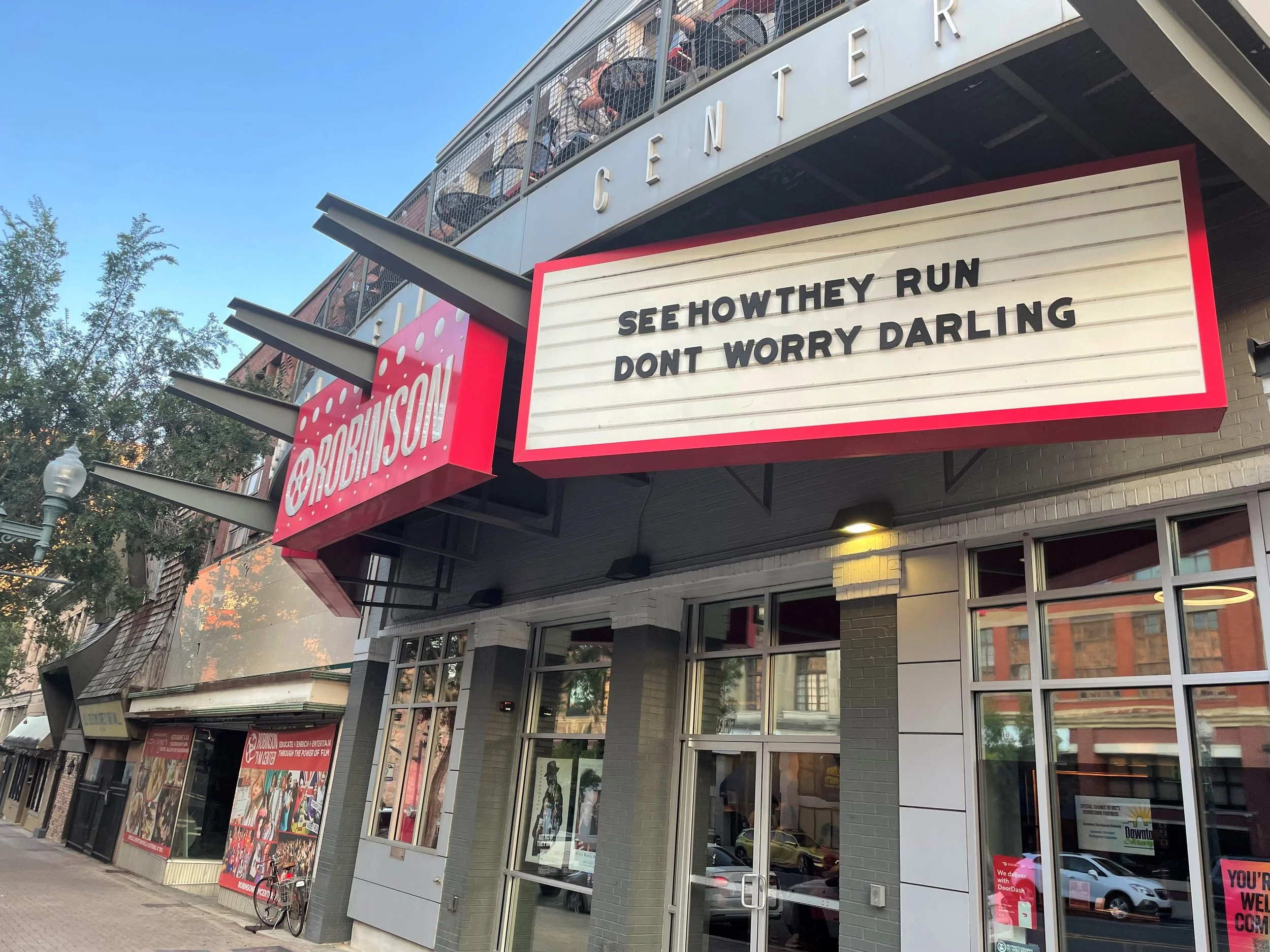 Don’t Worry Darling: a Victim of Plot Holes and Half-Baked Characters