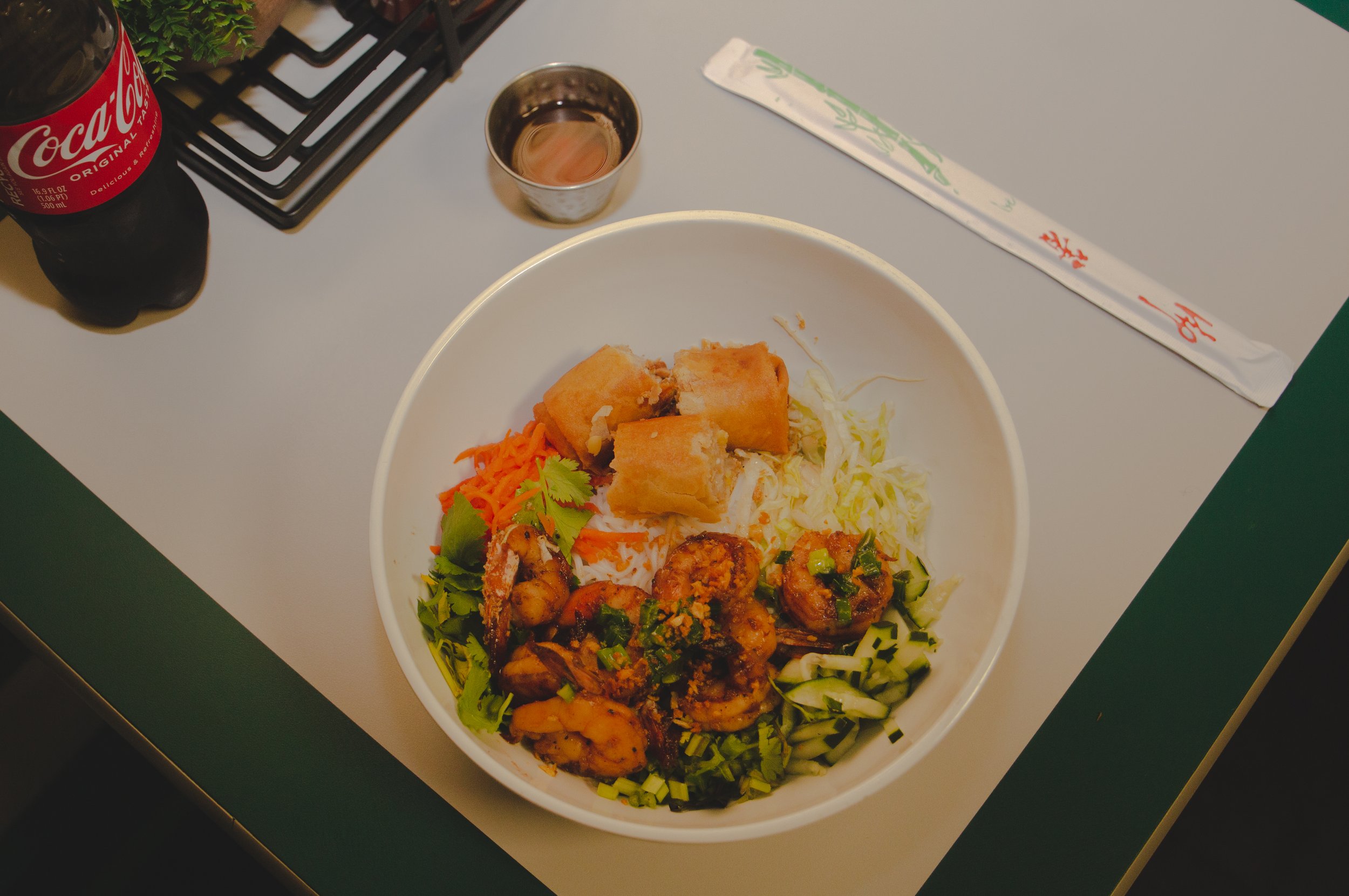 Photograph of Vietnamese dish with grilled shrimp.
