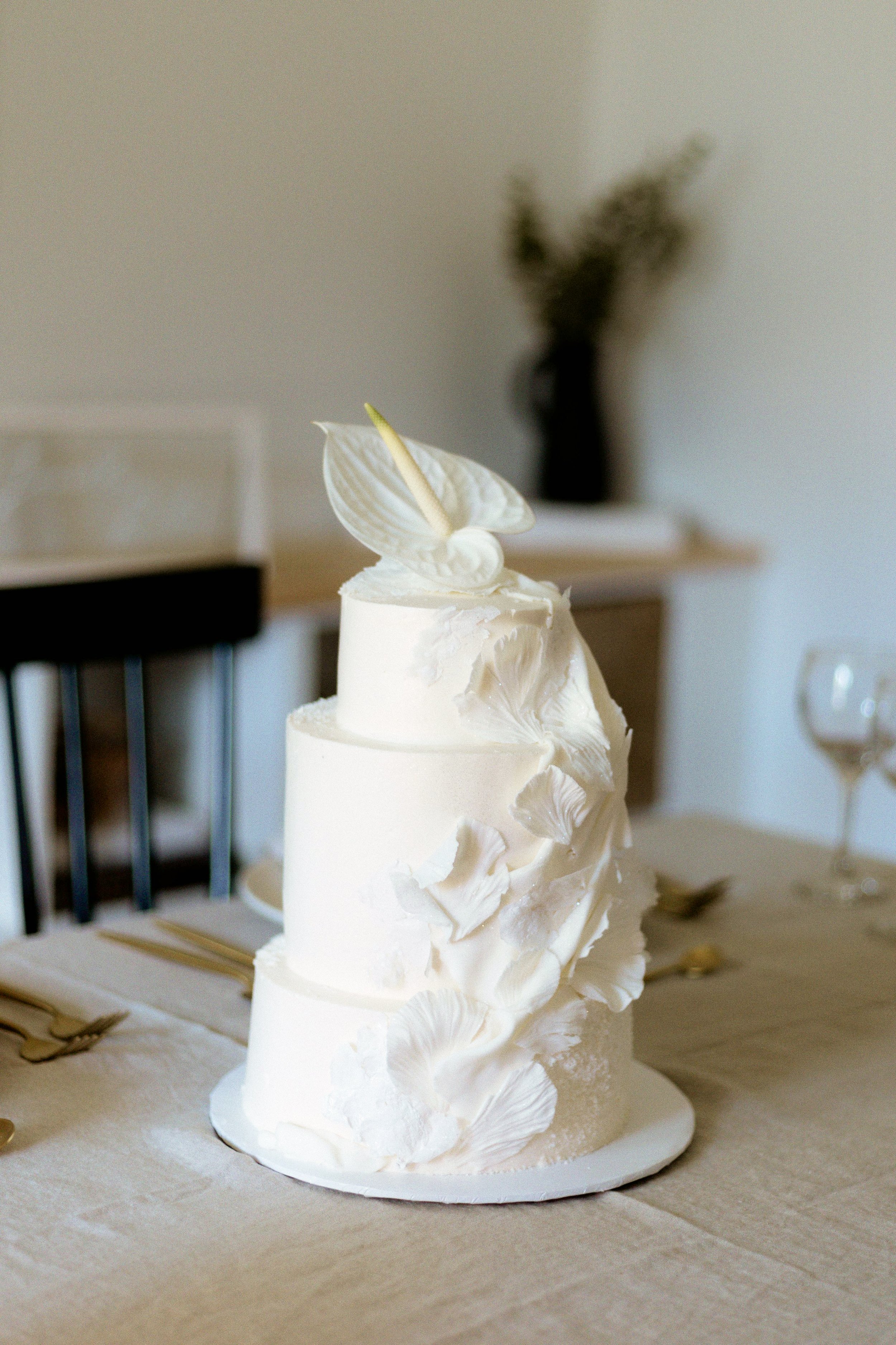 3 tier wedding cake with minimal details