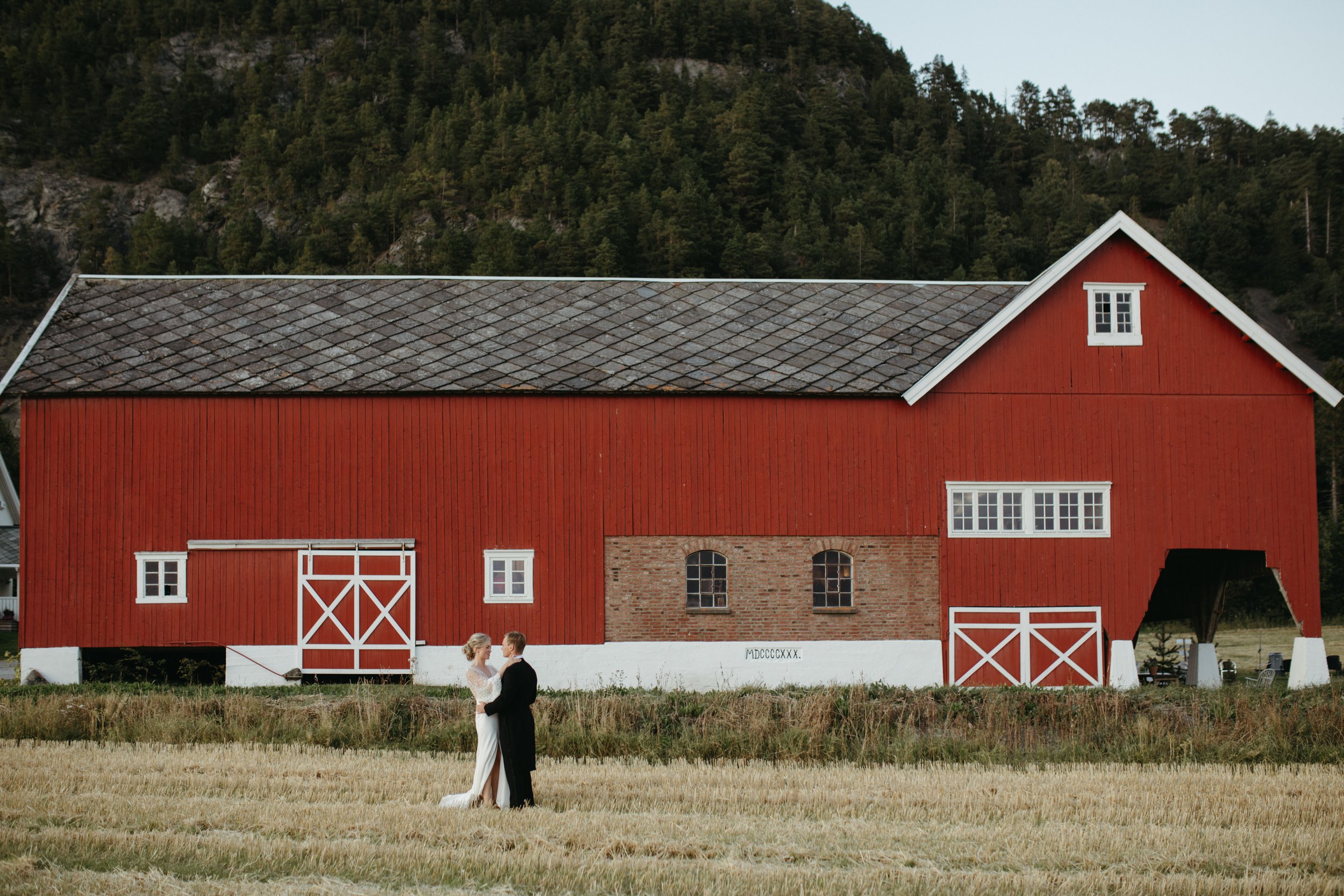 Hilde&Andreas_CLARAMORTENSENPHOTOGRAPHY-984.jpg