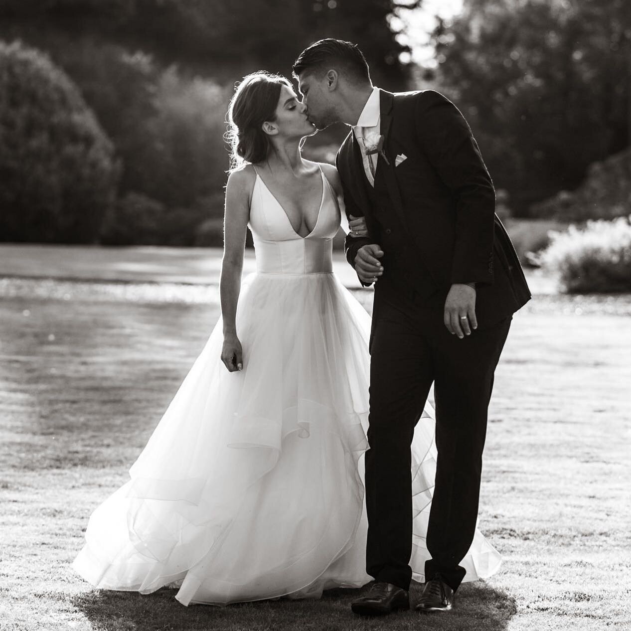 Lydia &amp; Tyrone @wotton_house_hotel 

#shesaidyes #realwedding #documentarywedding #reportageweddingphotography #realmoments #storytelling #naturalwedding #ohwowyes #weddingcoupleshoot #blackandwhitewedding