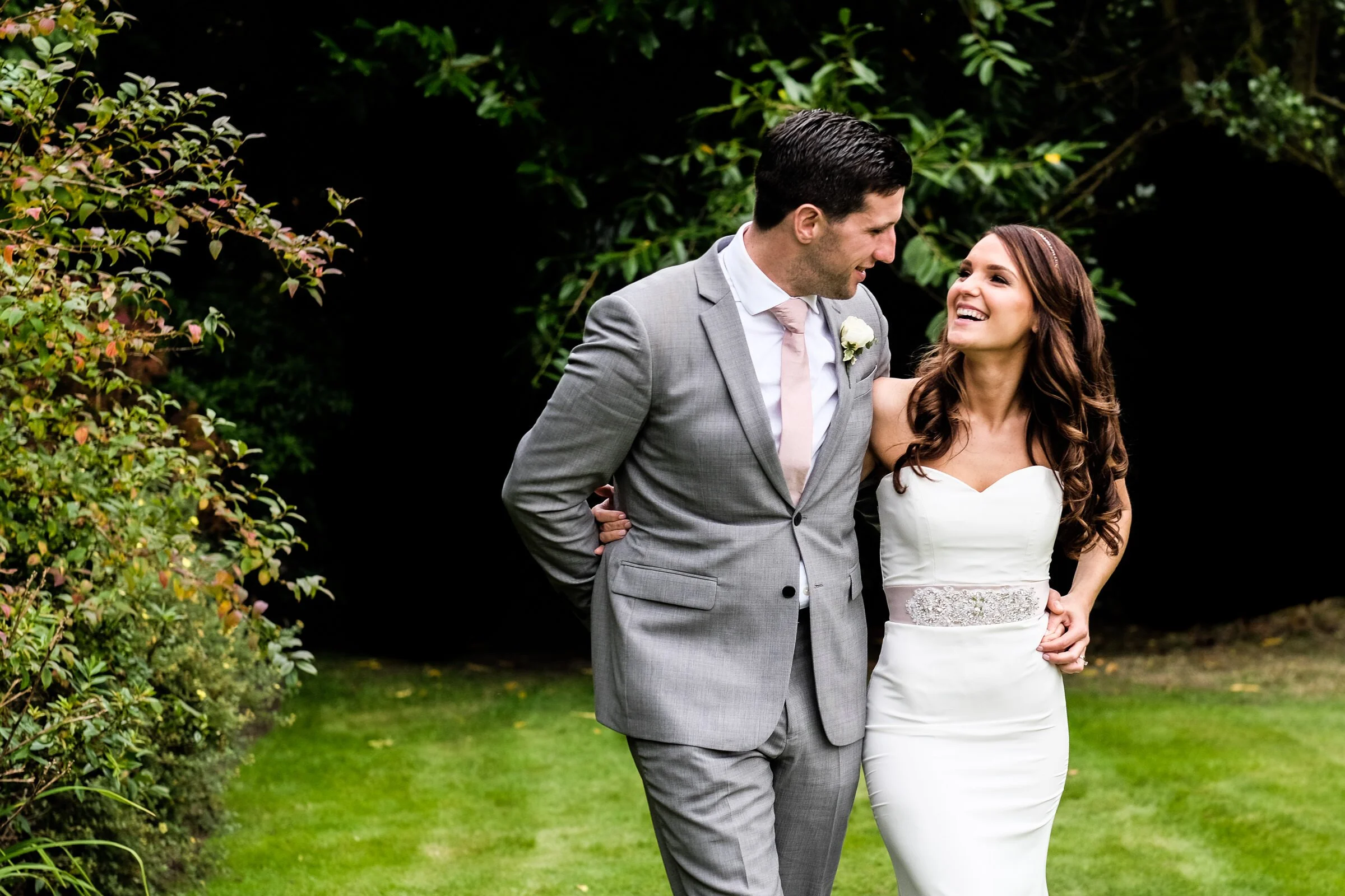 Surrey+Garden+Marquee+Wedding+Photography+014.jpg