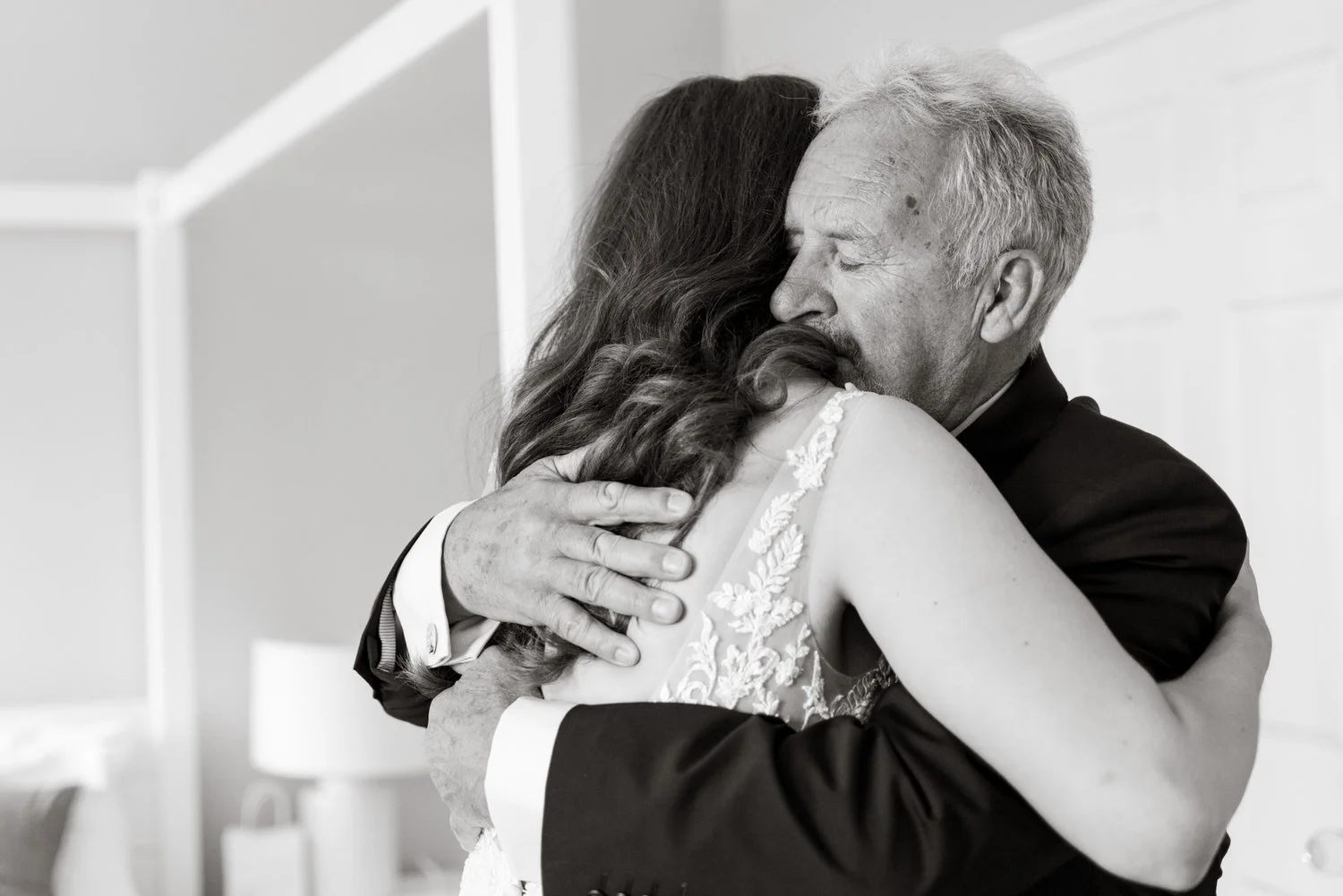 Northbrook-Park-Wedding-Photographer-9.jpg