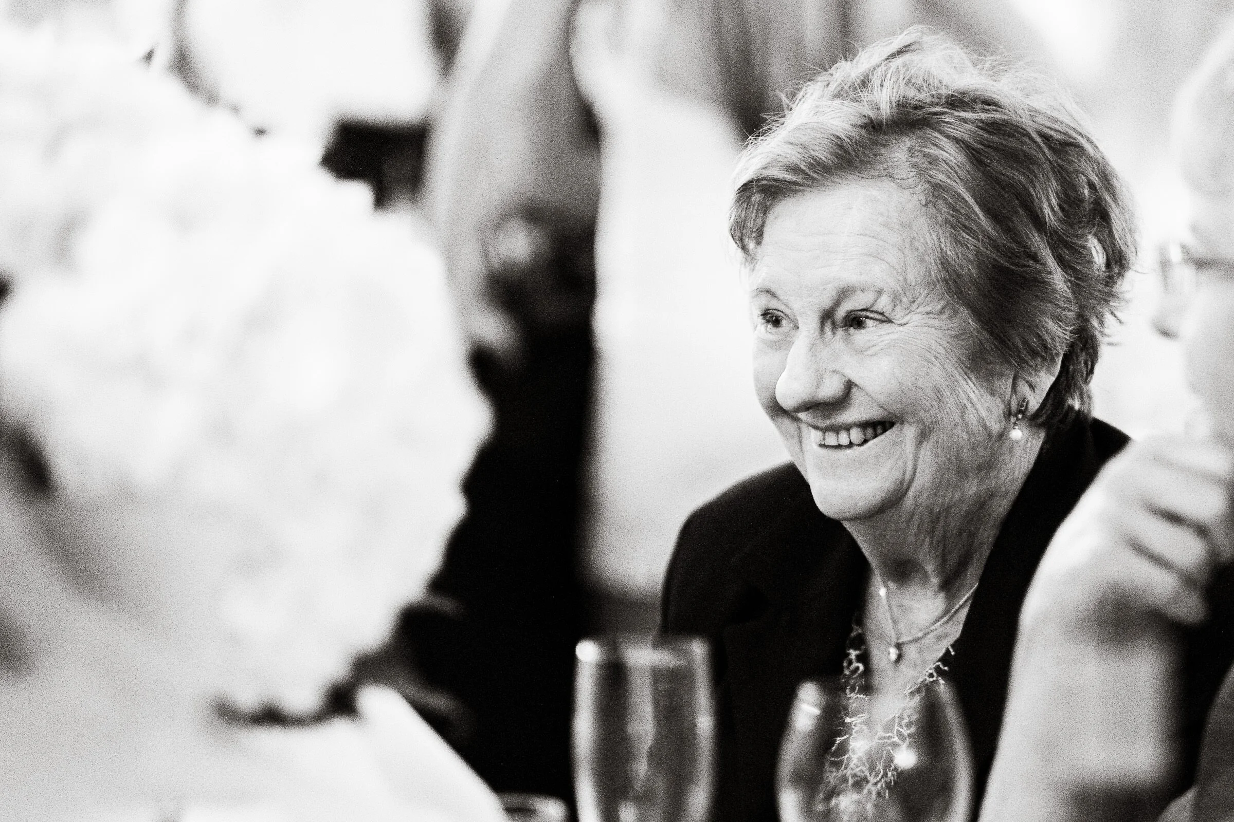 Surrey+Garden+Marquee+Wedding+Photography+020.jpg