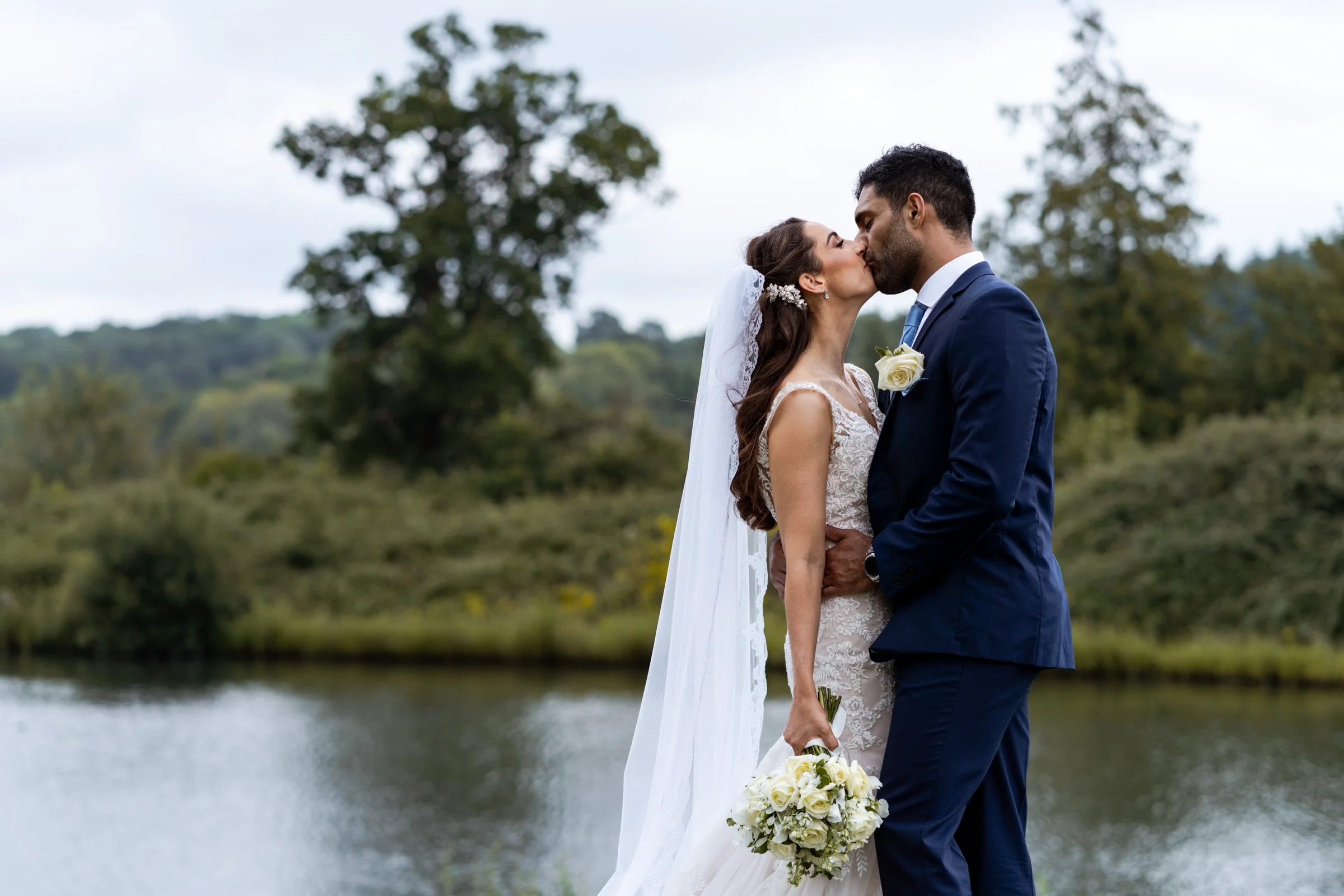 Northbrook-Park-Wedding-Photographer-30.jpg