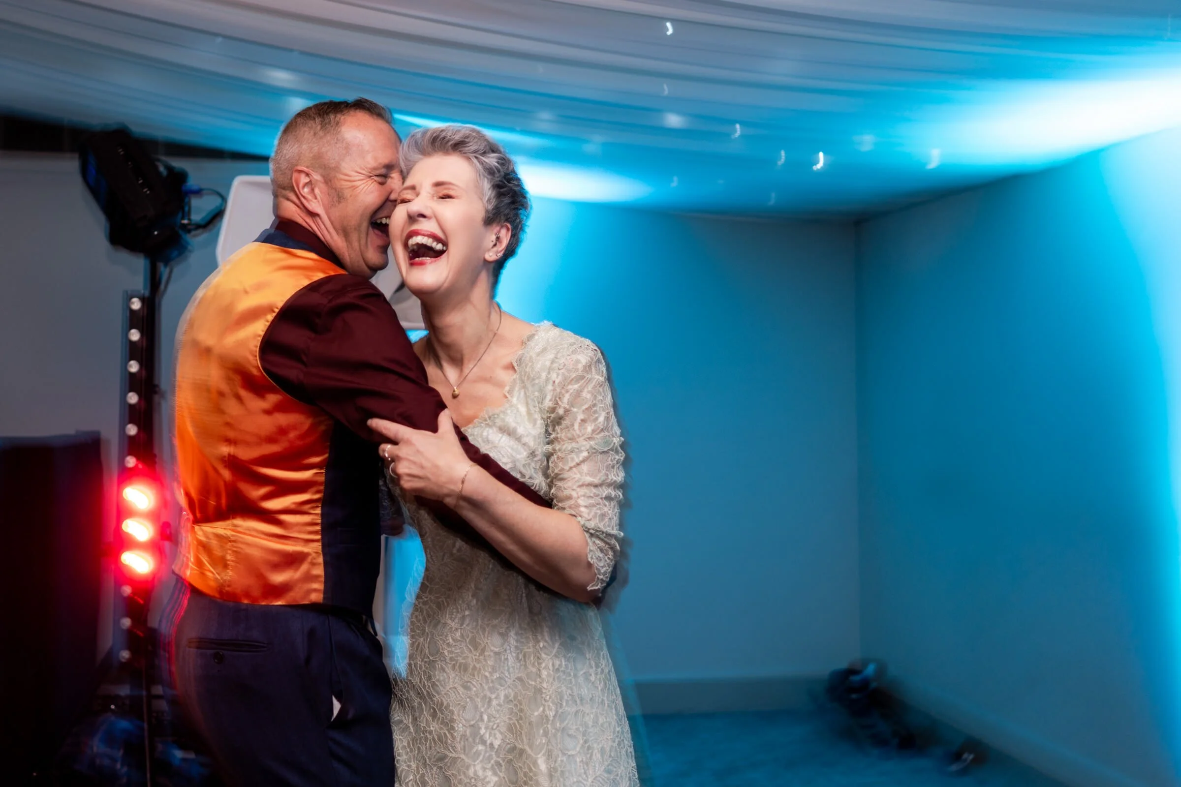 Oakley+Hall+Hotel+Wedding+Photography+038.jpg