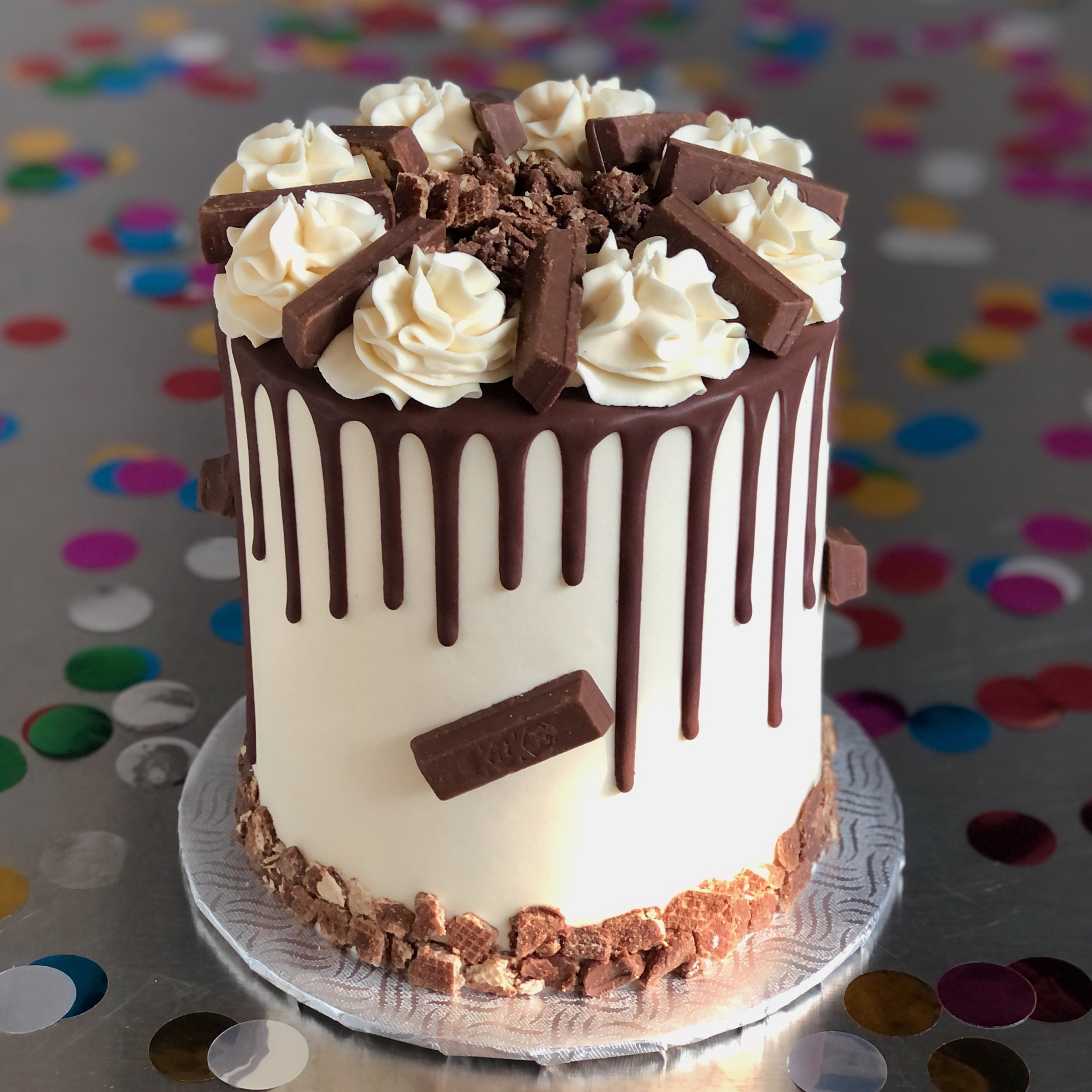 The Kit Kat Lover Cake - Nany's Cakes Montreal (Copy) (Copy)