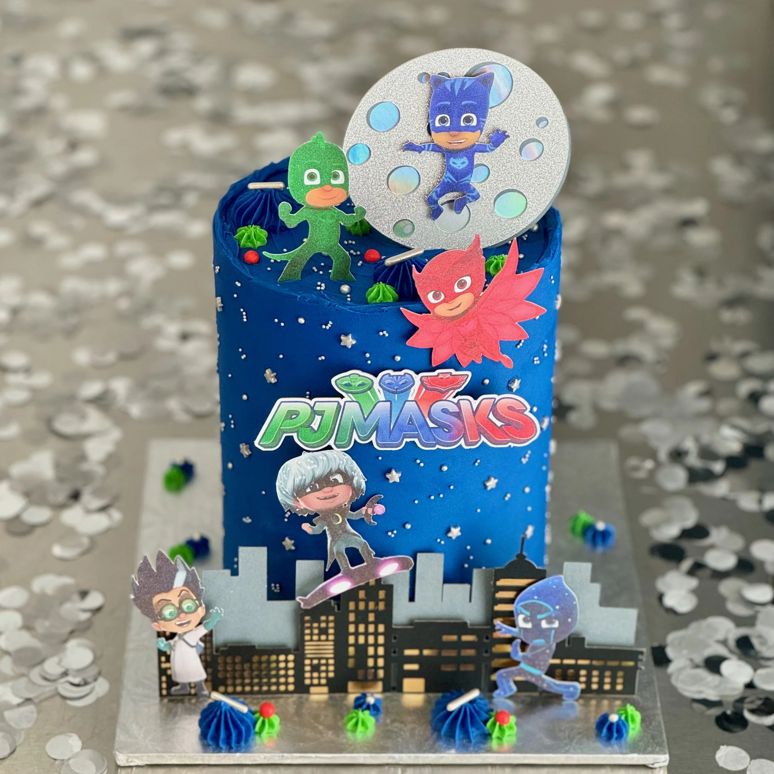 The PJ Masks Cake • Le Gâteau PJ Masks