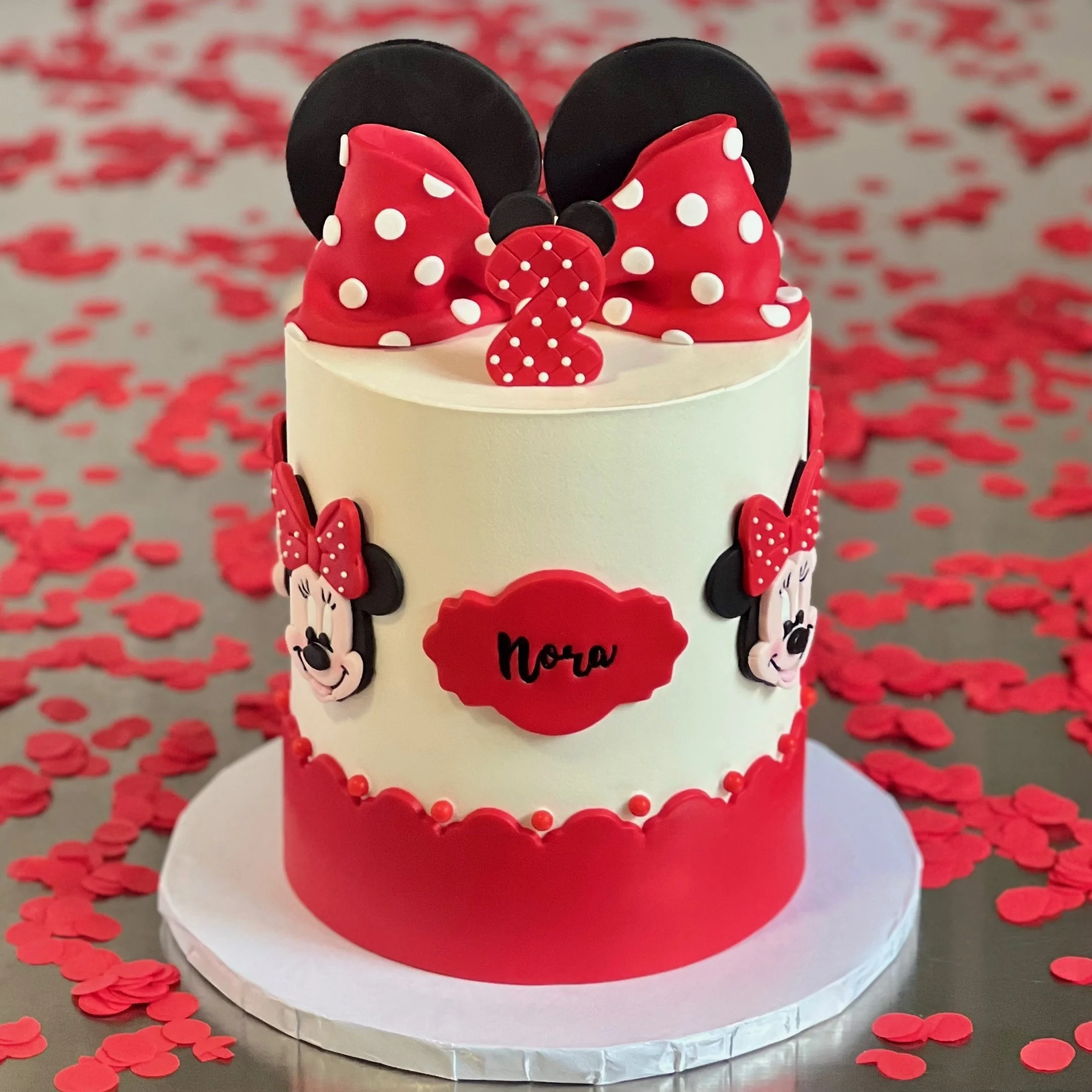 Minnie Mouse Cake Red