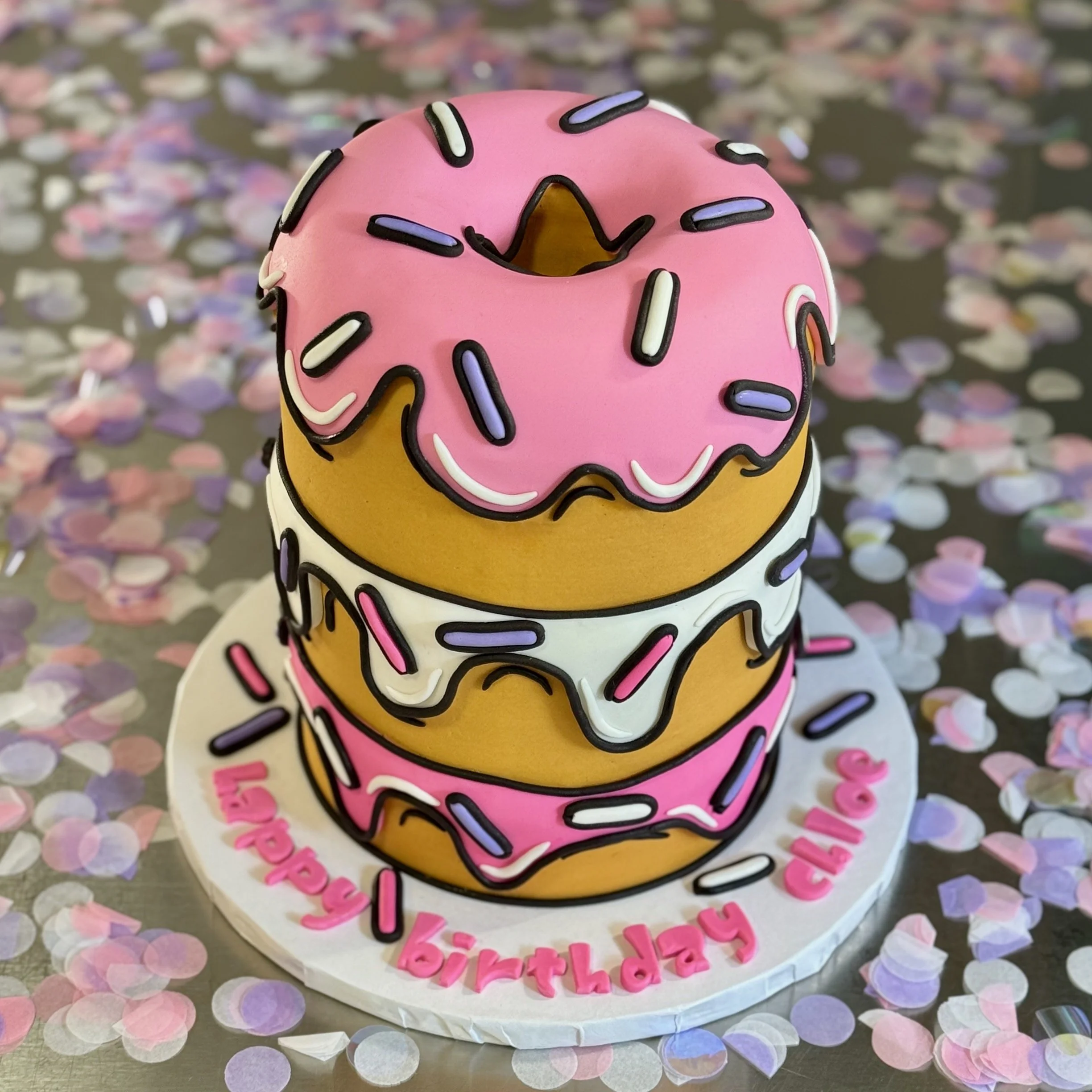 The Donut Stack Cartoon Cake • Le Gâteau Beignes en Dessin Animé