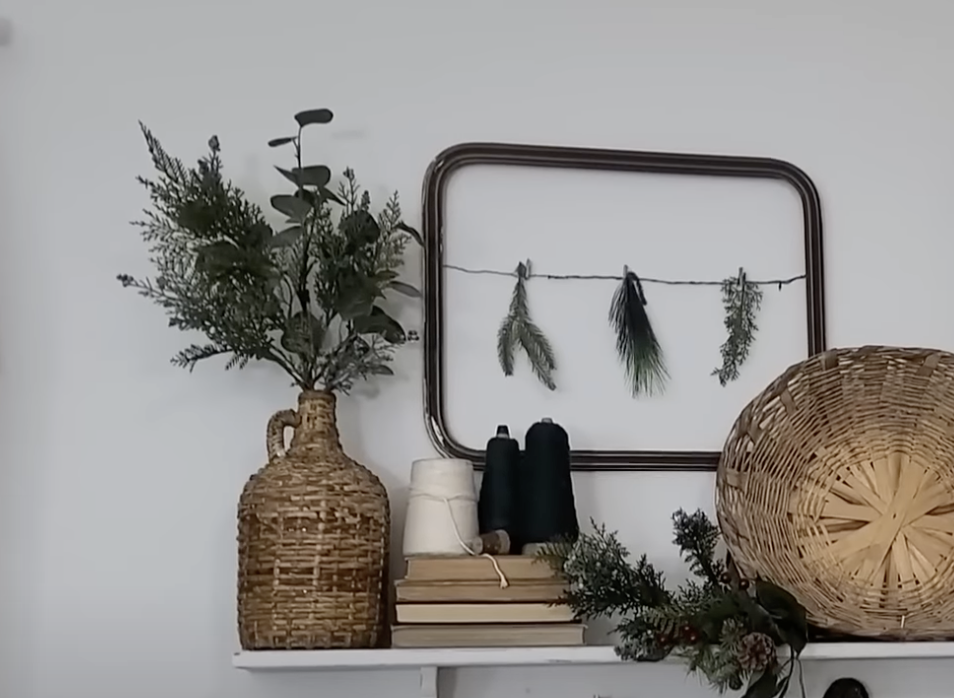 Christmas Bedroom Makeover DIY  1.png