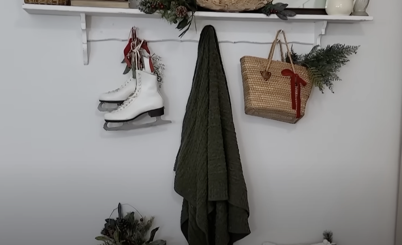 Christmas Bedroom Makeover DIY  2.png
