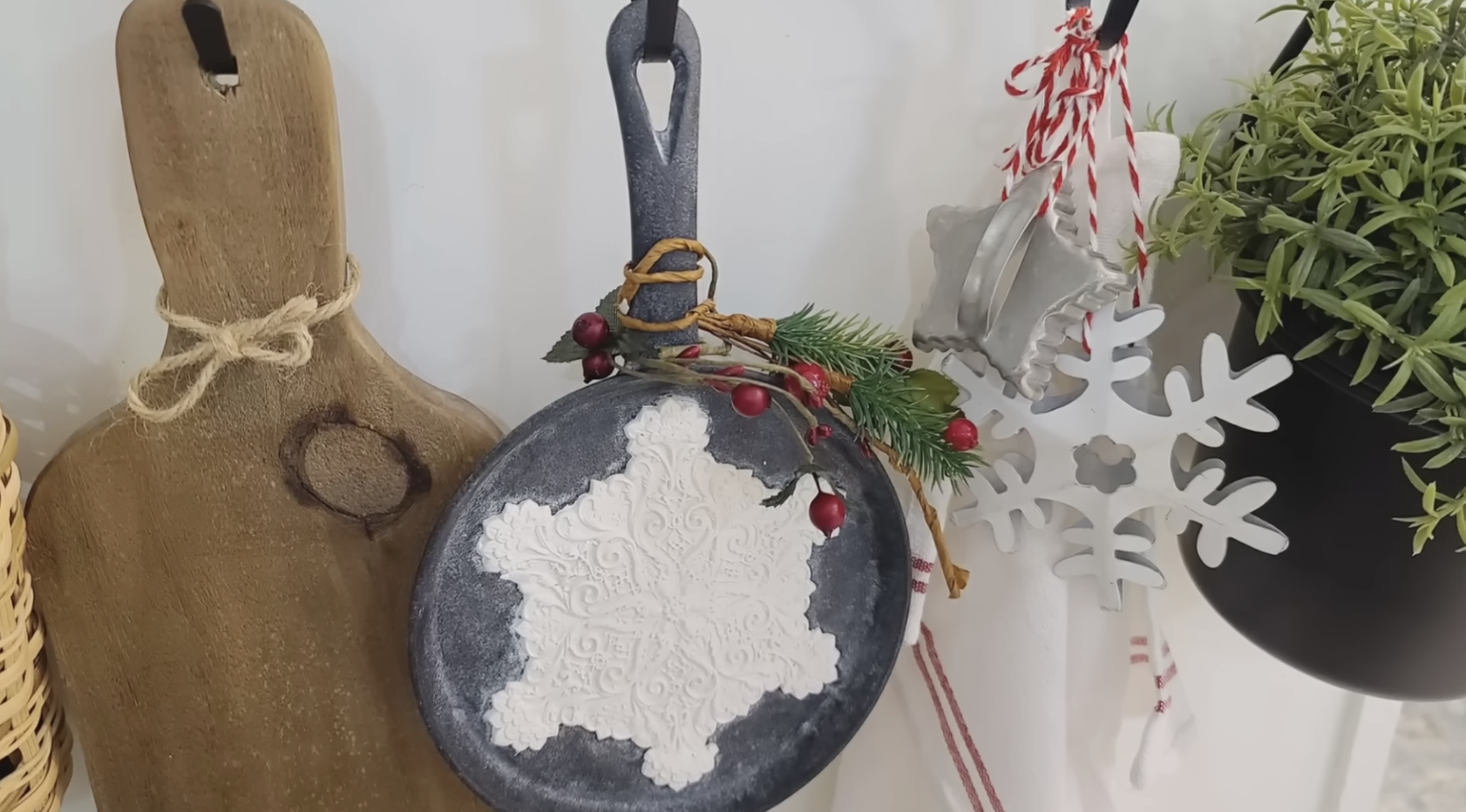High-End Thrift Flip Tutorial: How To DIY A Cast Iron Skillet into Christmas-Inspired Home Decor