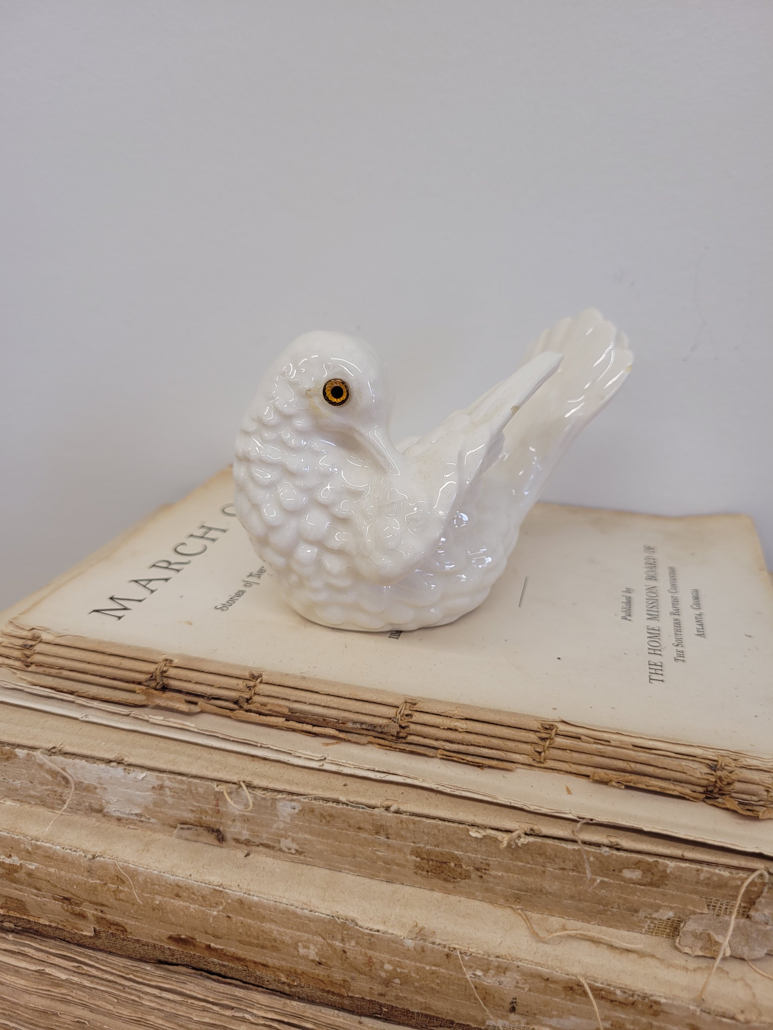 white ceramic dove / bird - as is