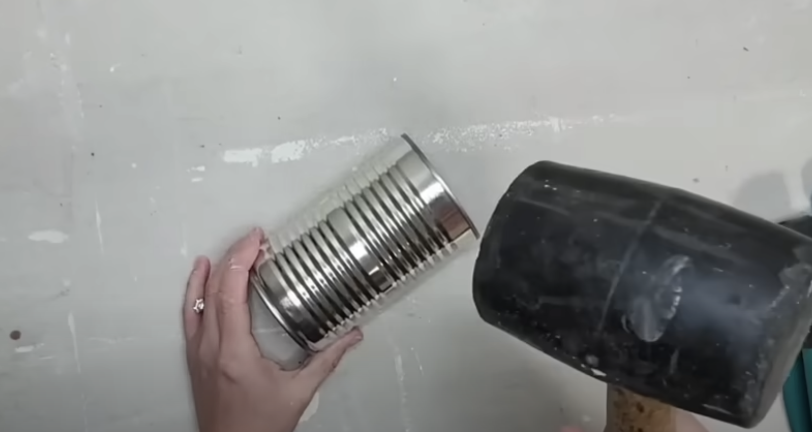 How To Simple & Easy Soup Can DIY Floral Hanging Project