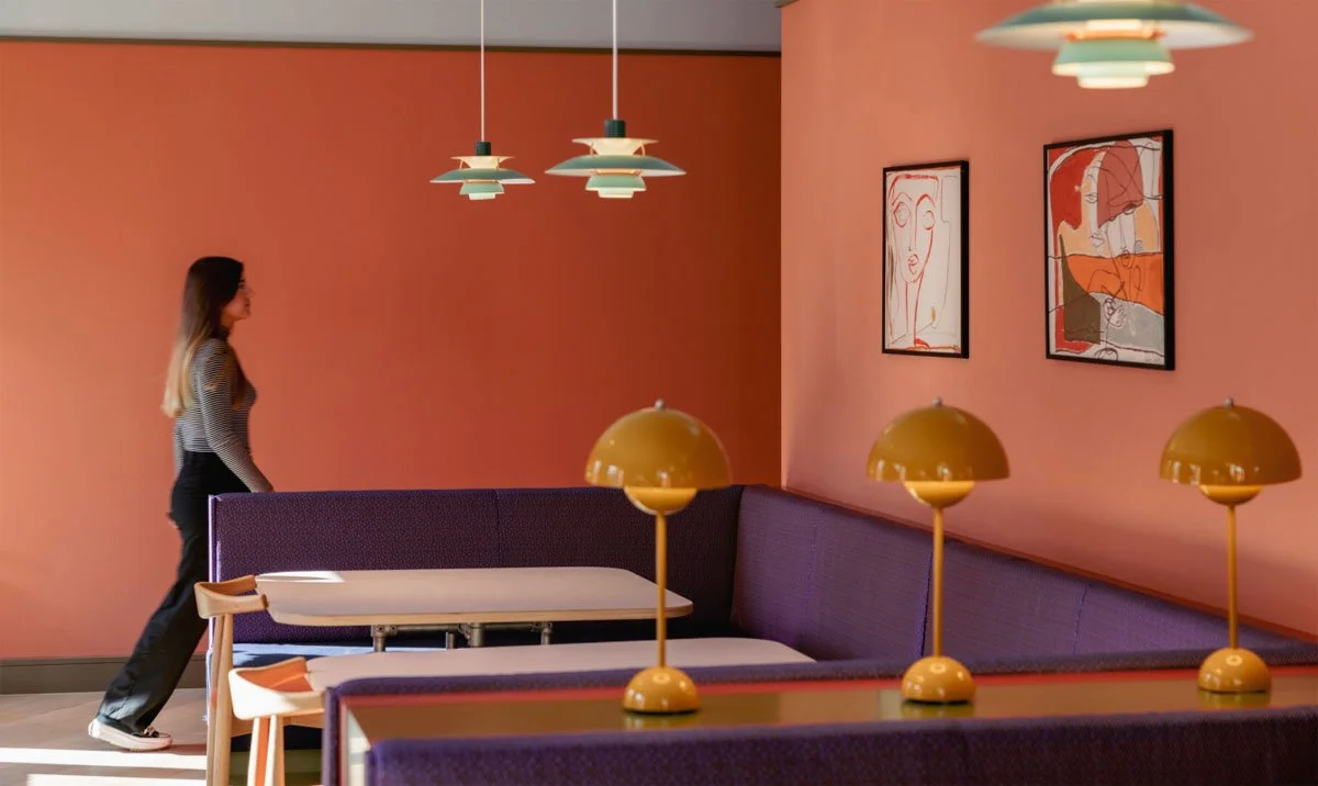    Communal quiet study areas