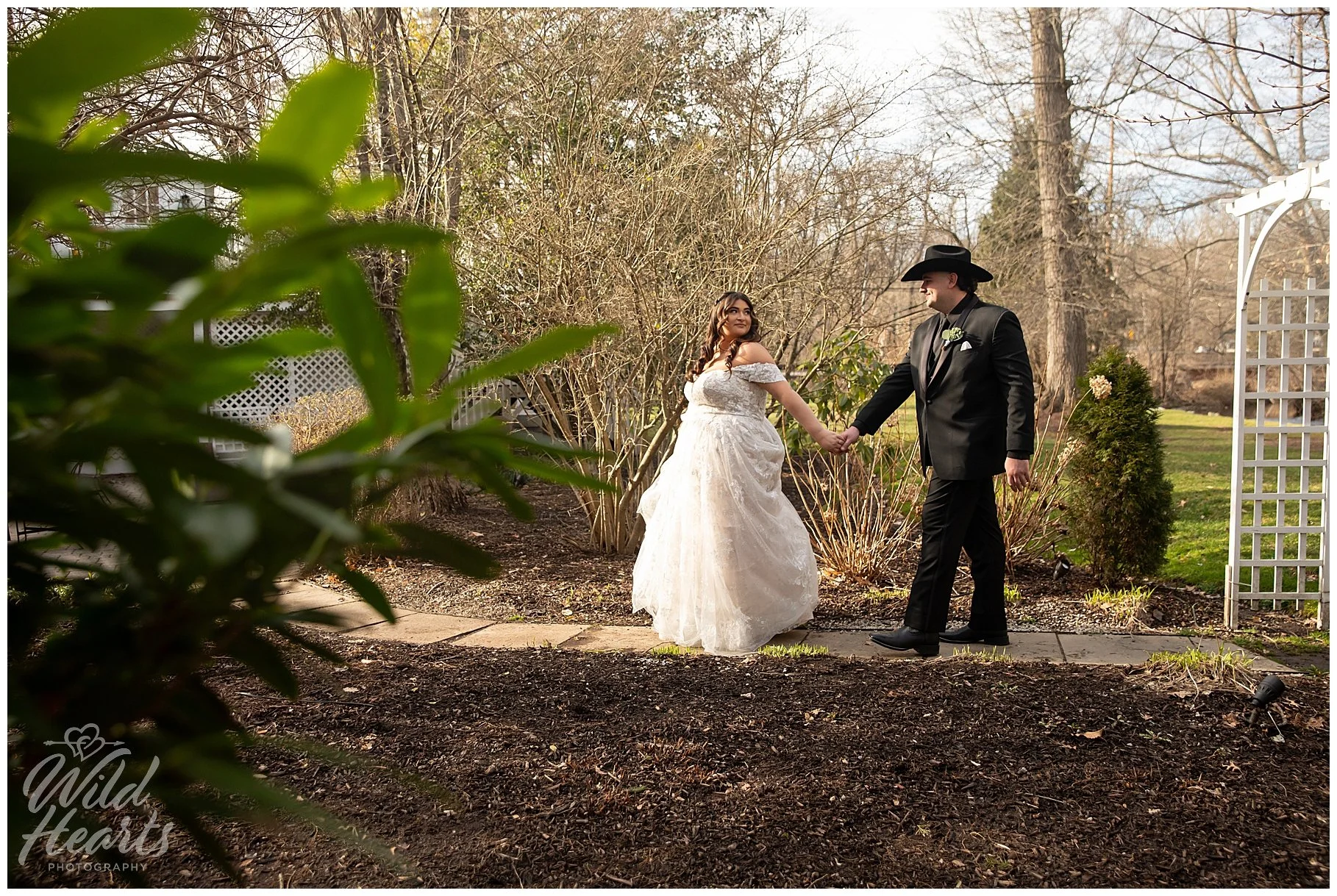 olde_mill_inn_wedding_320.jpg