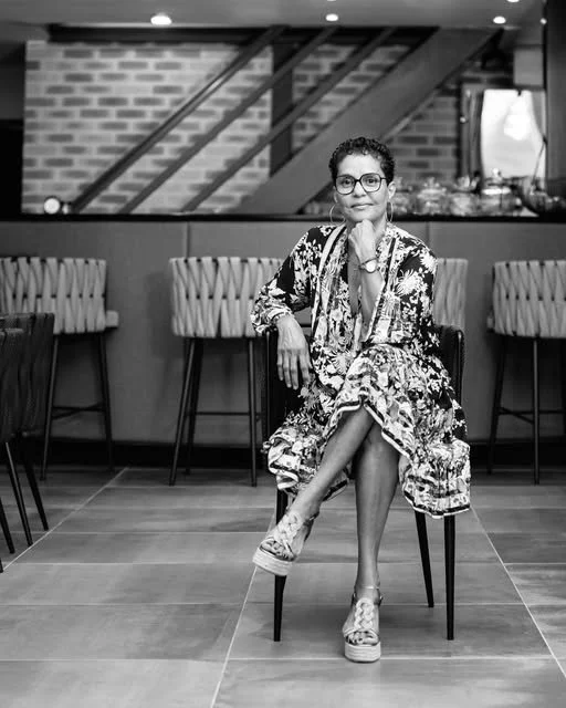 Léna  la Maitresse de Maison.jpg