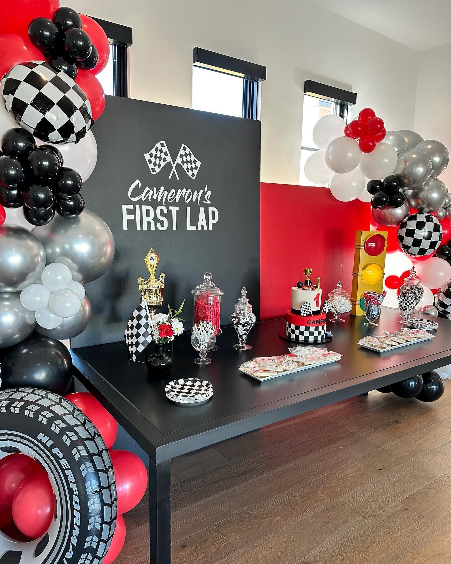 We&rsquo;re in full party mode over here, gearing up for another party this weekend! In fact, it&rsquo;s another repeat client! We have quite a few of those and love working with families again and again ❤️

#formulaonebirthday #racingbirthday #boybi