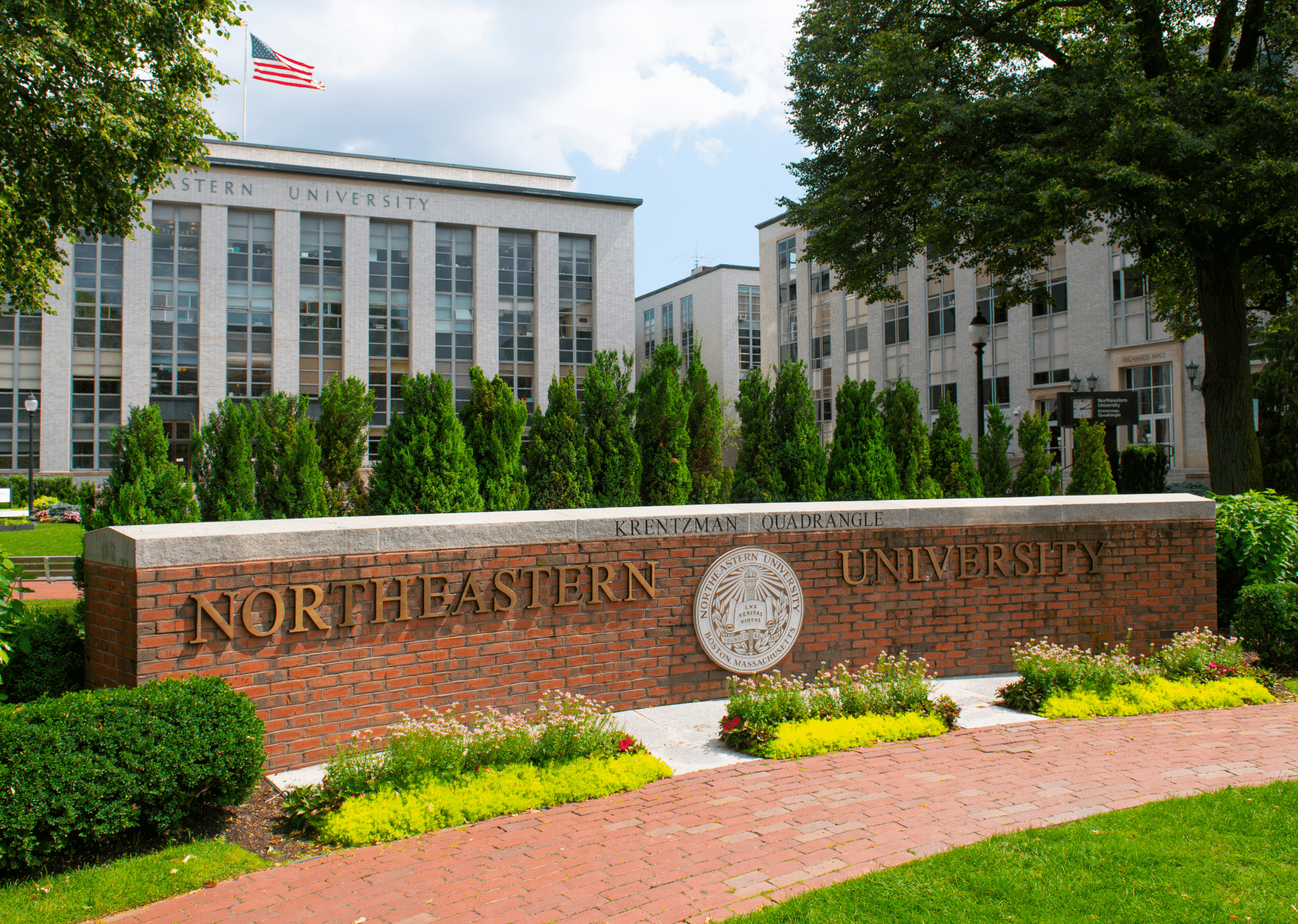 Why We Chose to Apply Early Decision to Northeastern: Two Personal Experiences