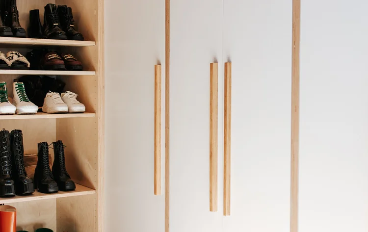 Baltic Birch Walk-in Closet and Make Up Vanity — Woodharmonic