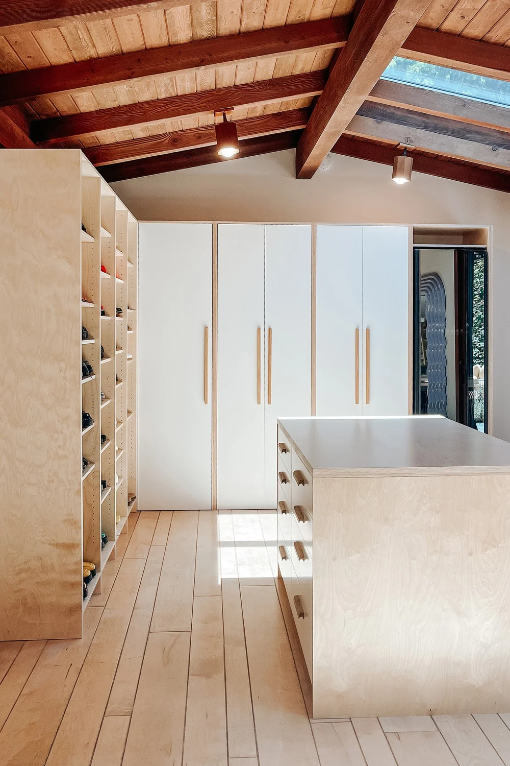 Baltic Birch Walk-in Closet and Make Up Vanity — Woodharmonic
