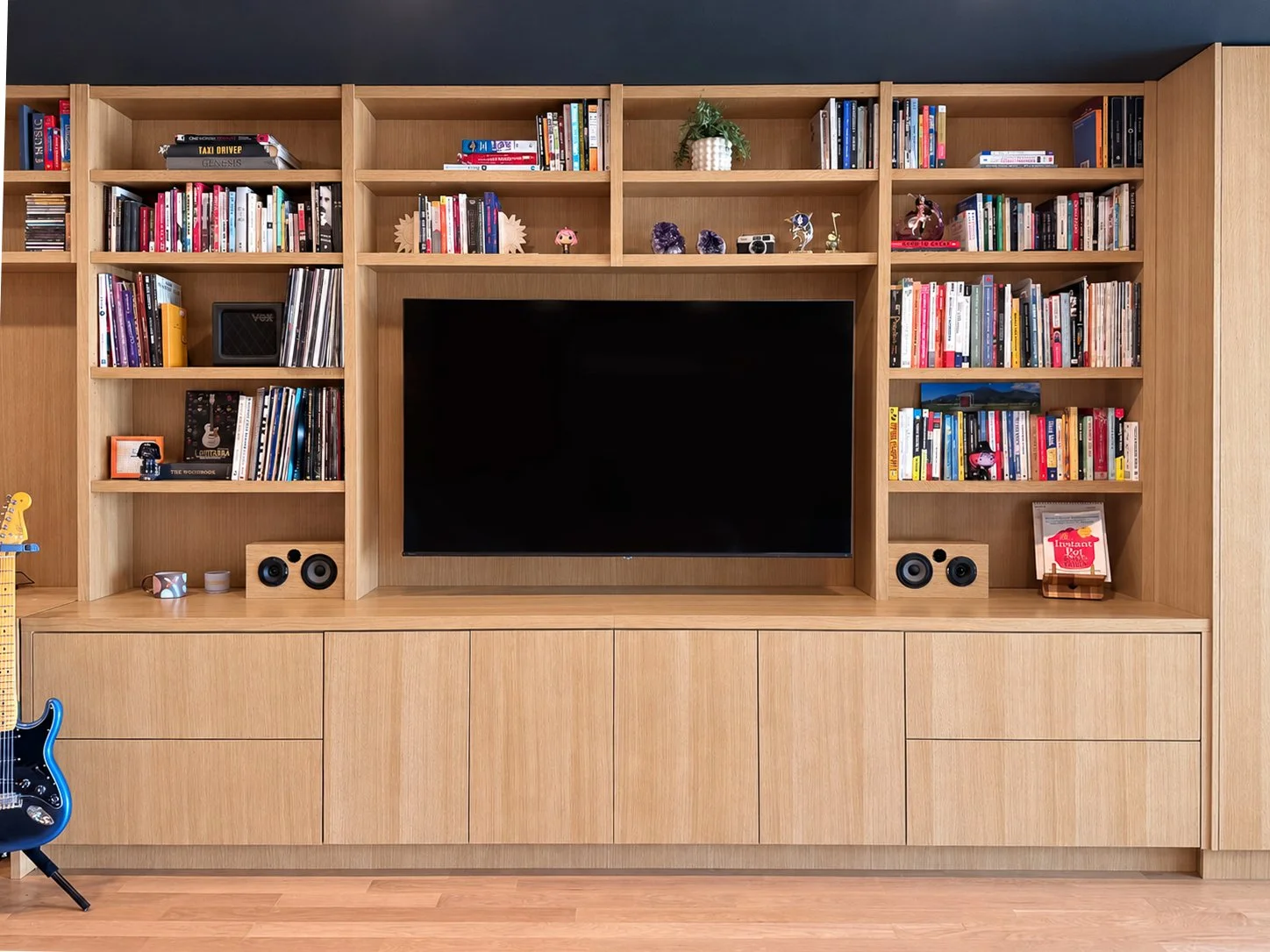 Oak Built-in Media Center