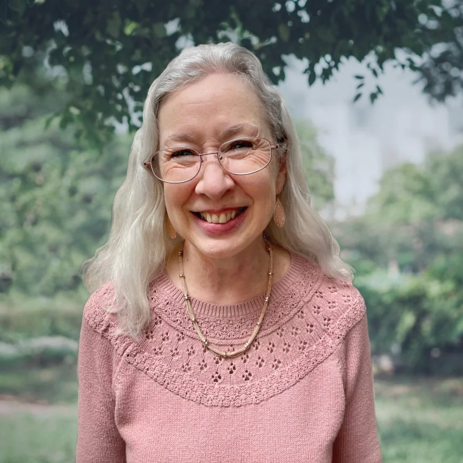 Donya Adkerson portrait w outdoorbgnd.jpg