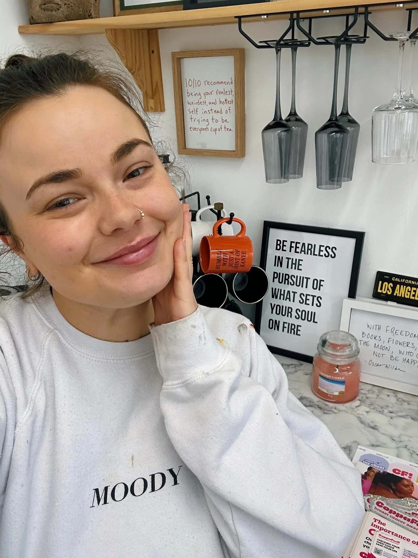 Monthly check-in 💫 Just like that - my books are officially CLOSED for workshops and commissions for 2025! Wild 🥹

A few months ago, I was scared I might lose my studio.
 Now I&rsquo;m so booked that my calendar is giving me heart palpitations 😅

