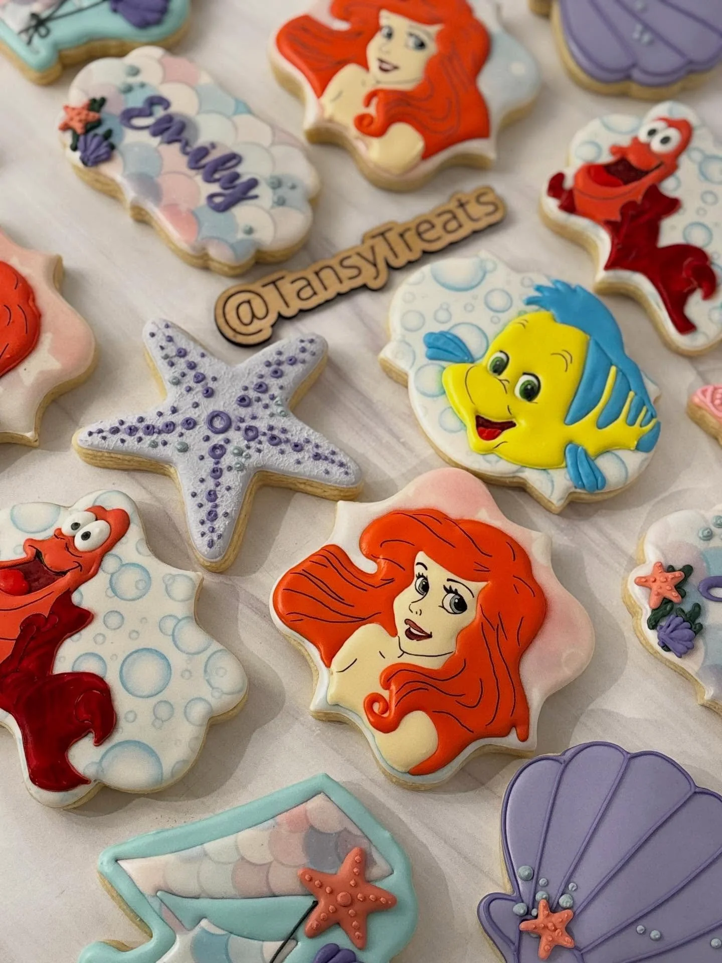 Part of your world 🐠 🦀 

#littlemermaidcookies #arielcookies #princesscookies #cookieinspo #thelittlemermaid