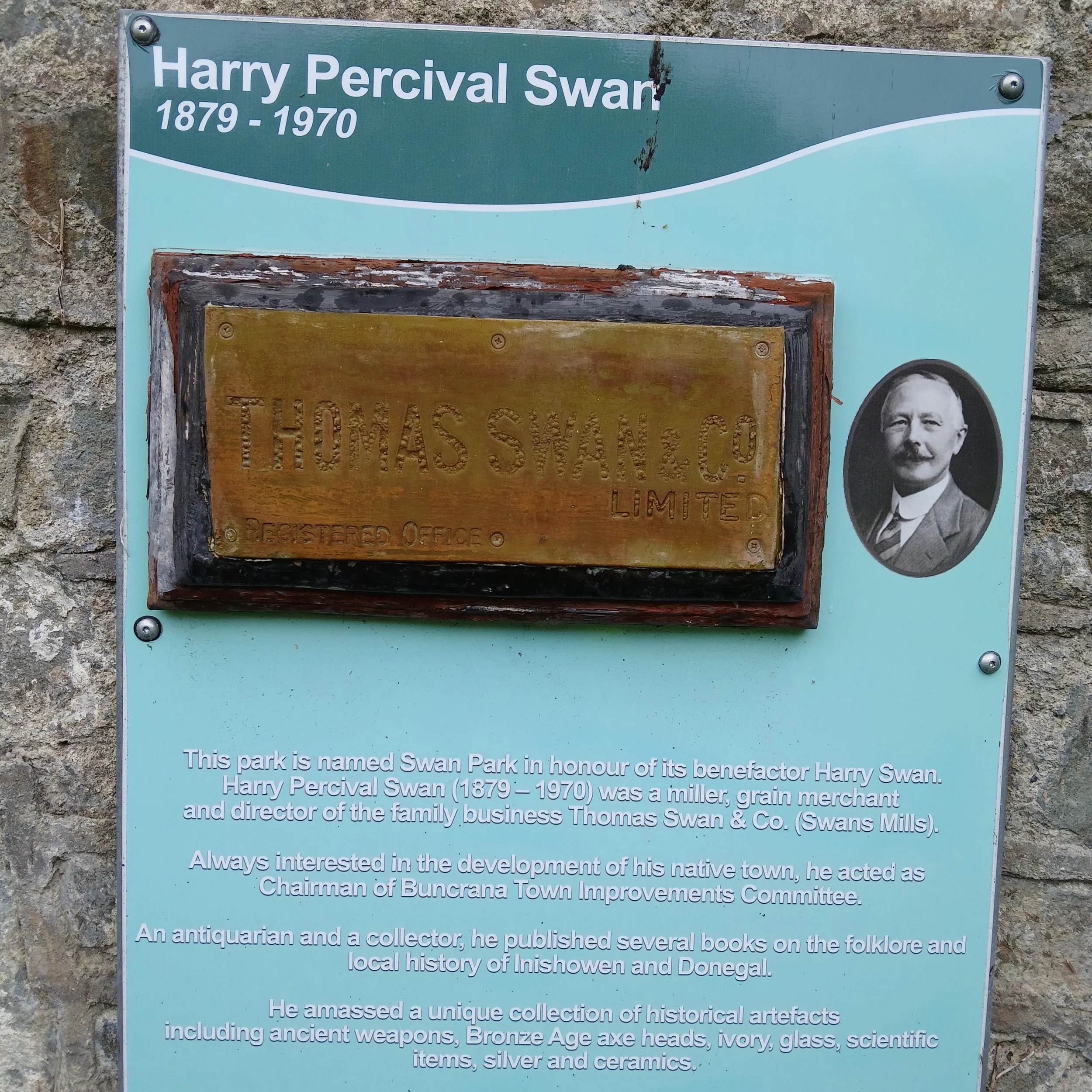 Harry Swan Plaque.jpg