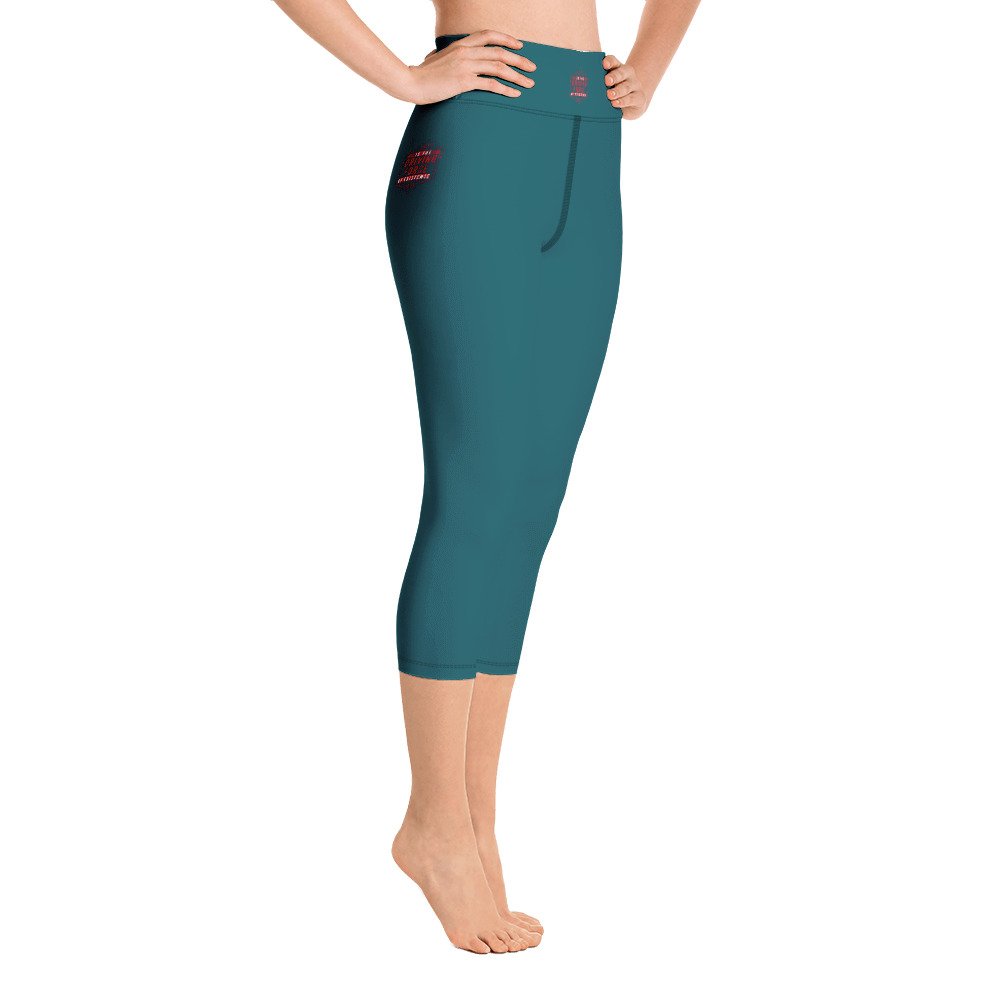 all-over-print-yoga-capri-leggings-white-right-61f609801942e.jpg