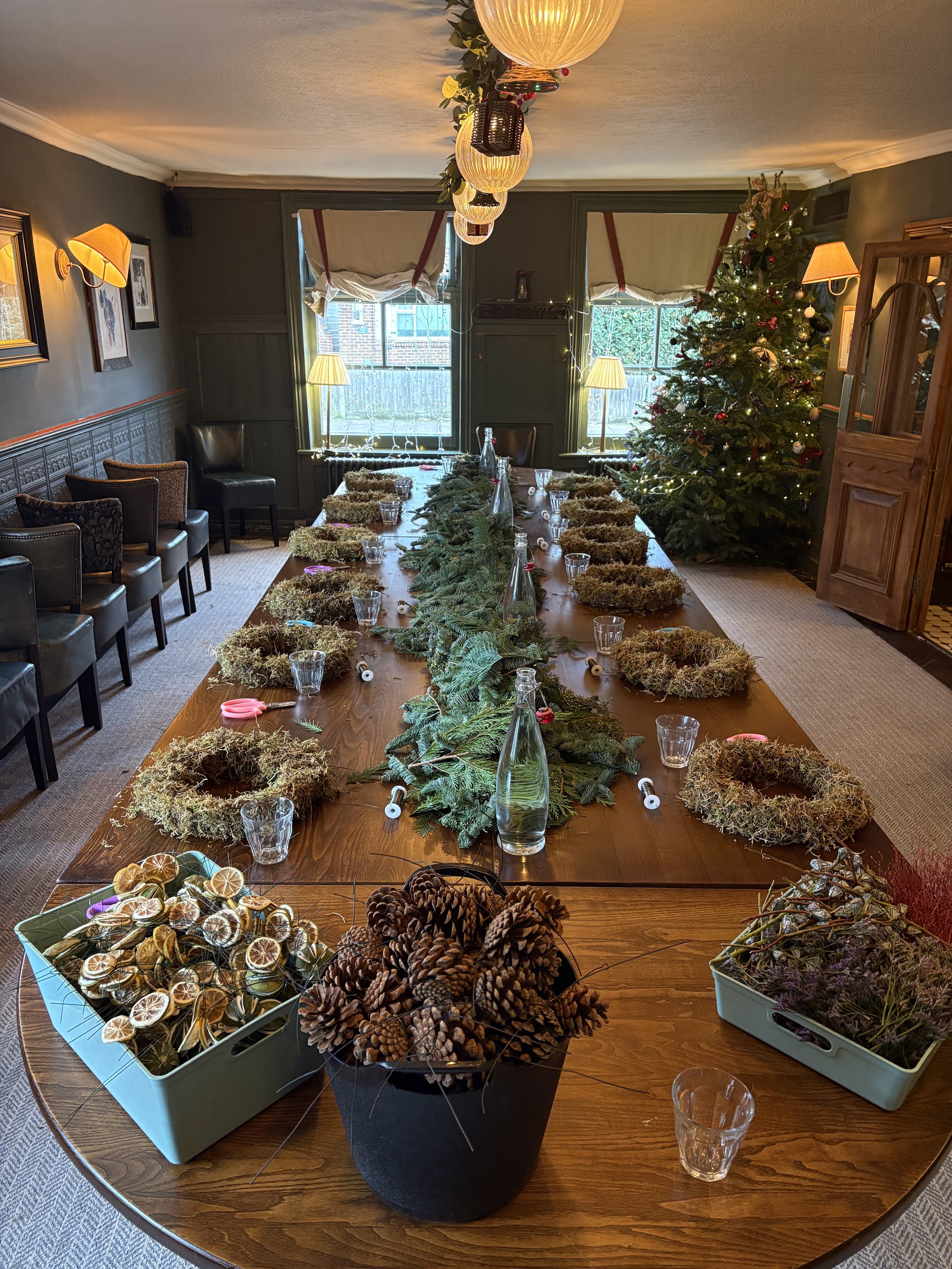Christmaswreath2026-4.jpg