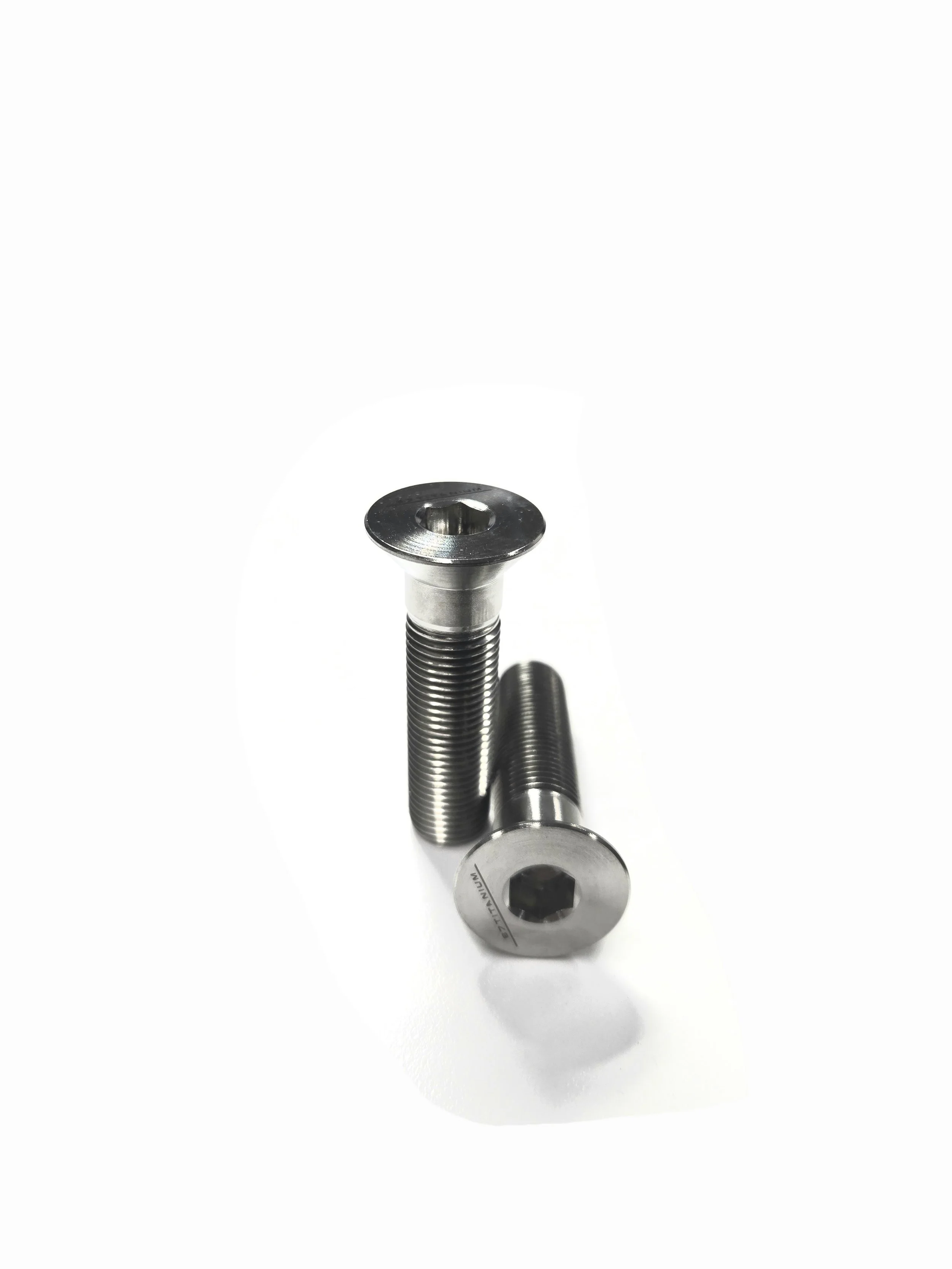 LEFT FRONT SPINDLE BOLT KIT