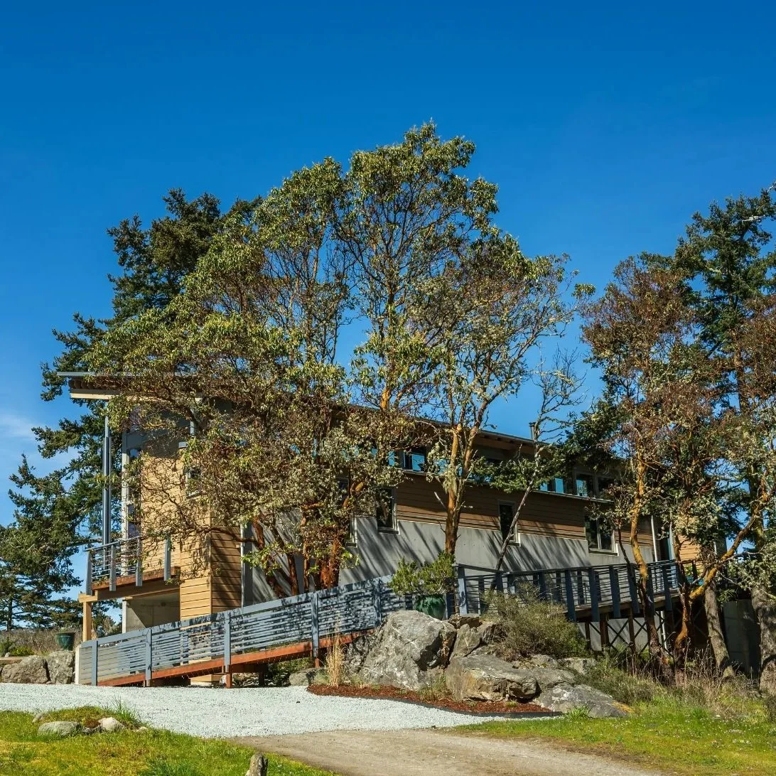 ICEBERG POINT - LOPEZ ISLAND