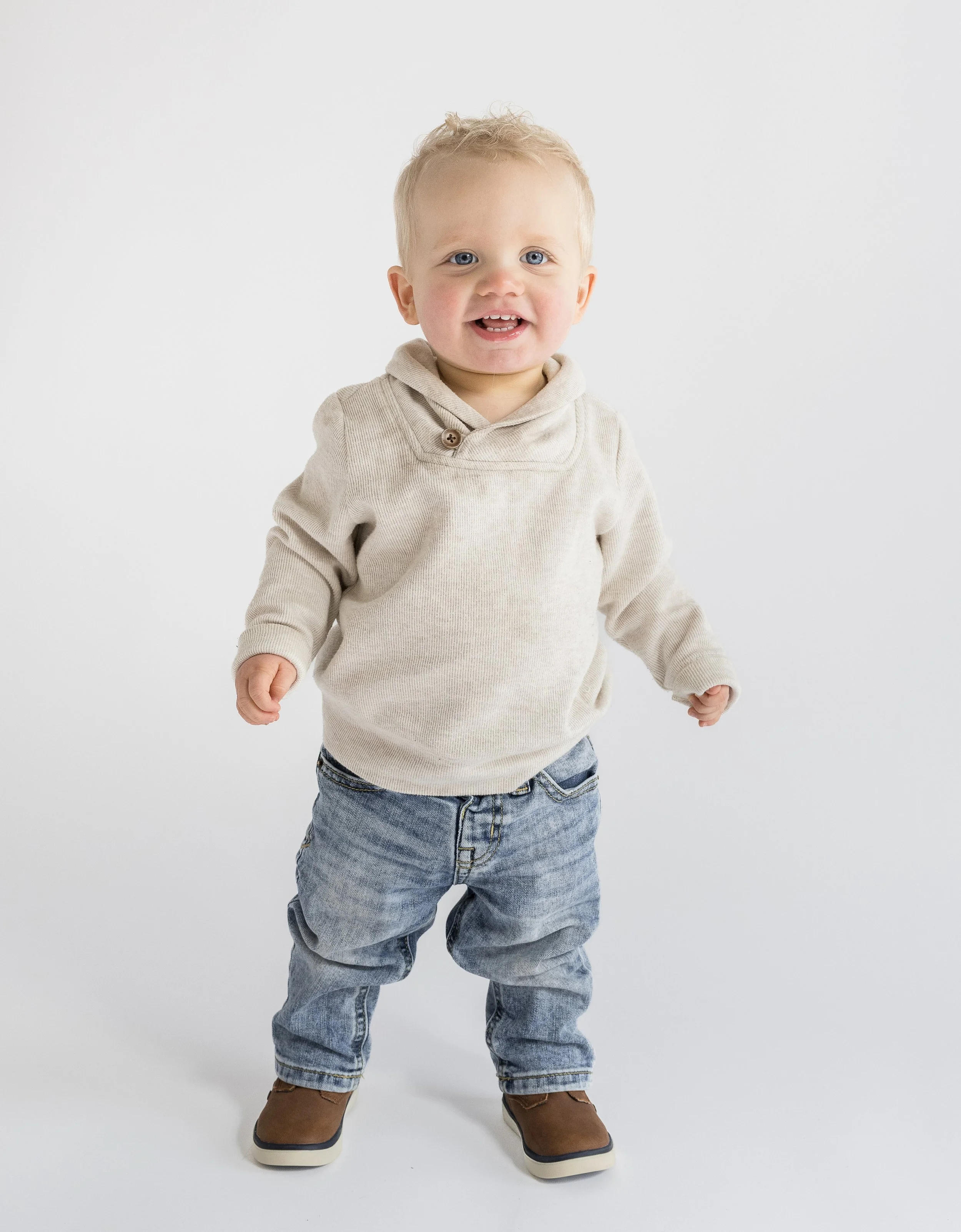 Wellness coach exercising outside during brand photography session – authentic lifestyle branding in West Michigan.