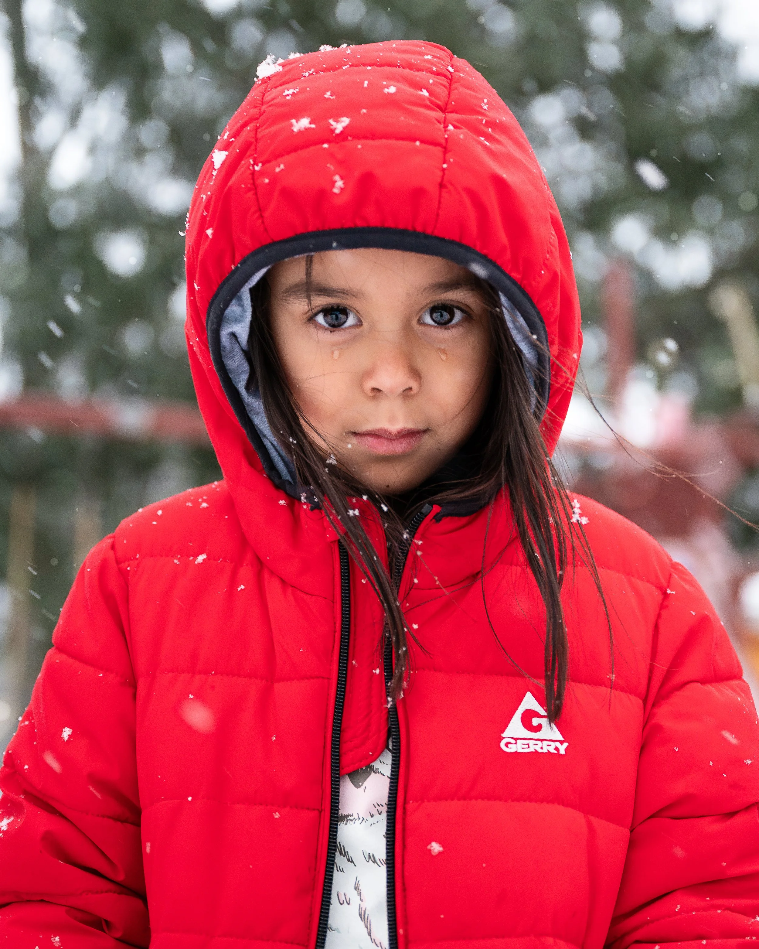 Wellness coach shopping at farmers market during brand photography session – authentic lifestyle branding in West Michigan.