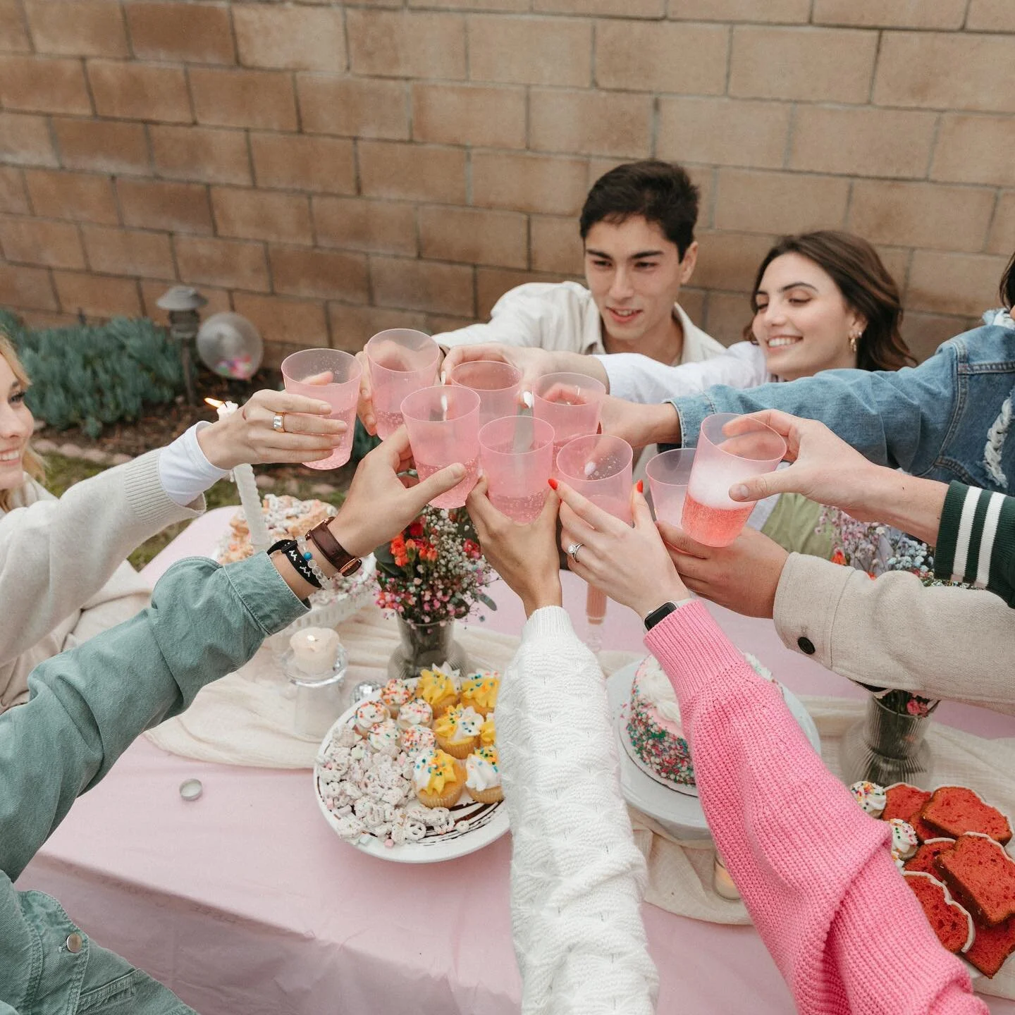 Cheers, we&rsquo;re still accepting applications for Summer Internship! Link in bio for the best summer of your life ☀️