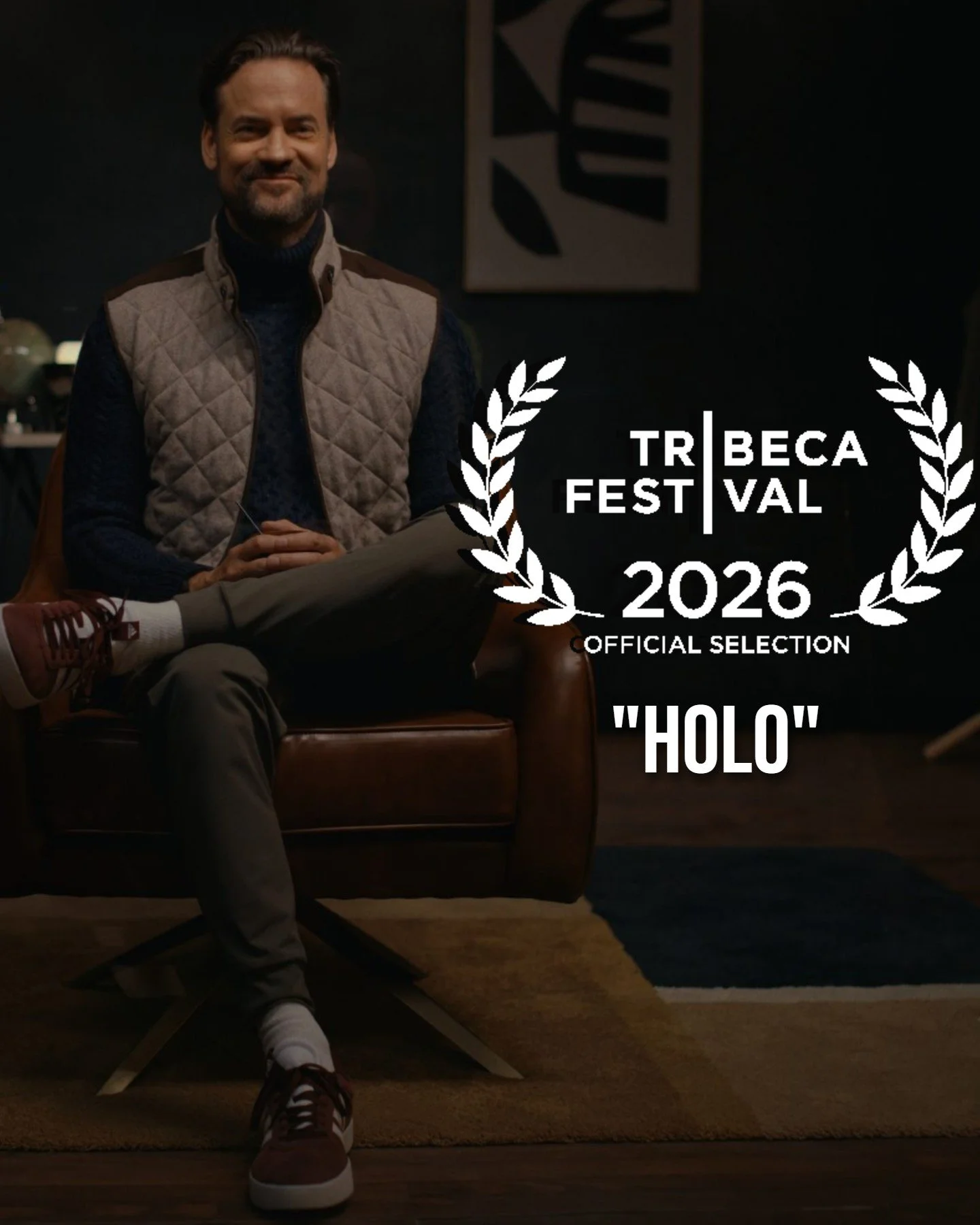 HOLO.jpg