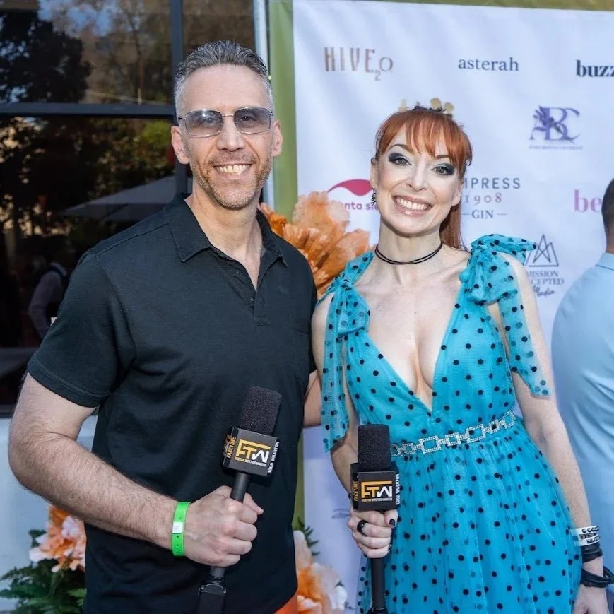 Lisa Foiles: Actress, Host, Singer, Podcaster &amp; Entertainment Personality