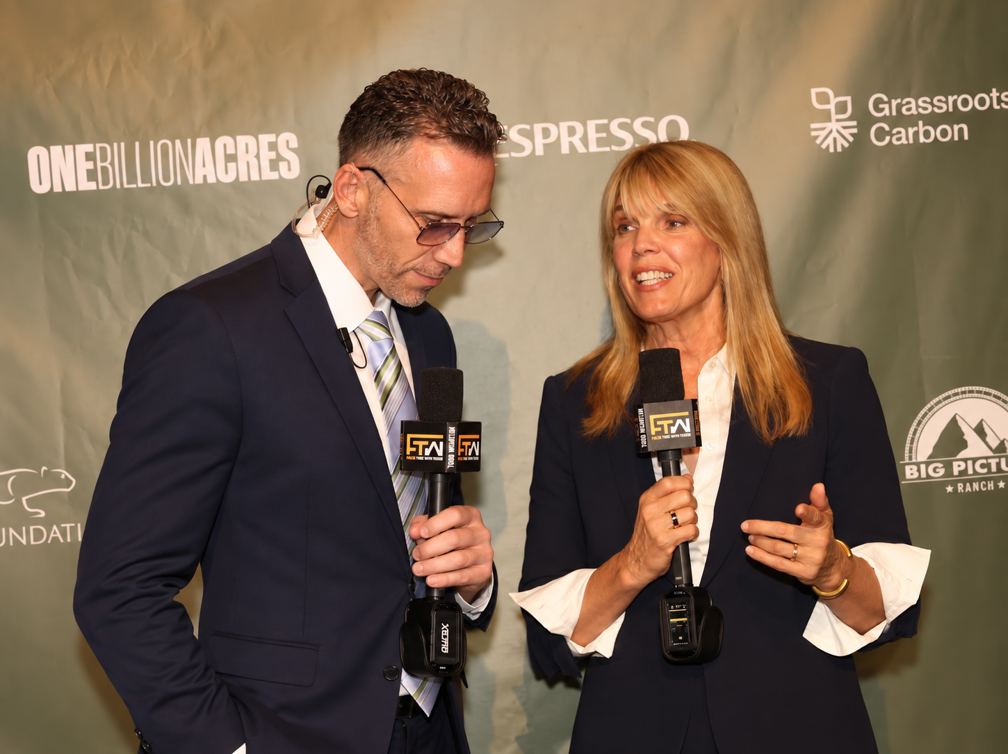 dc4c0b16-79c2-40dc-bf08-382afbf5caae.png