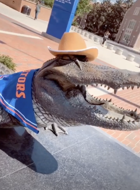 Screen Shot 2021-12-05 at 6.42.27 PM.png