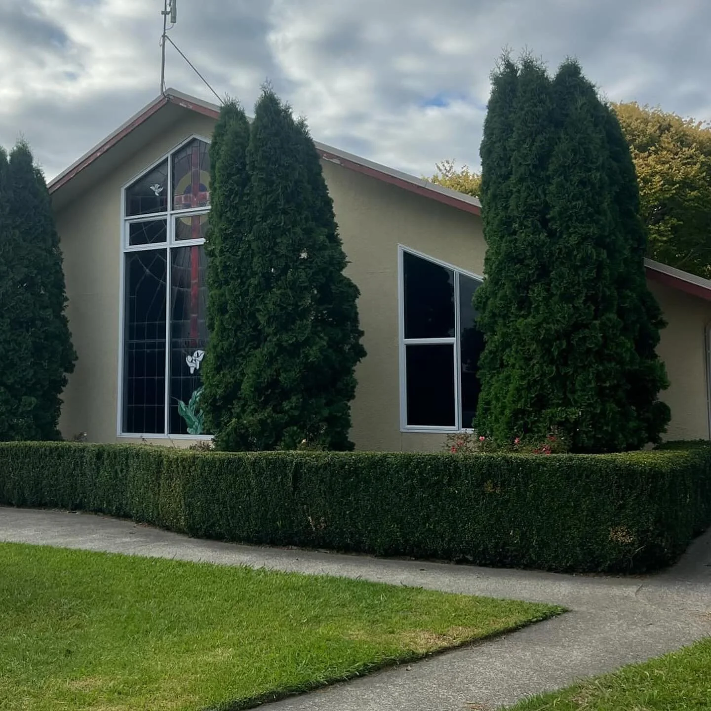 A new light for the main chapel! Before and after the renovation that brought even more beauty and serenity to this special place.