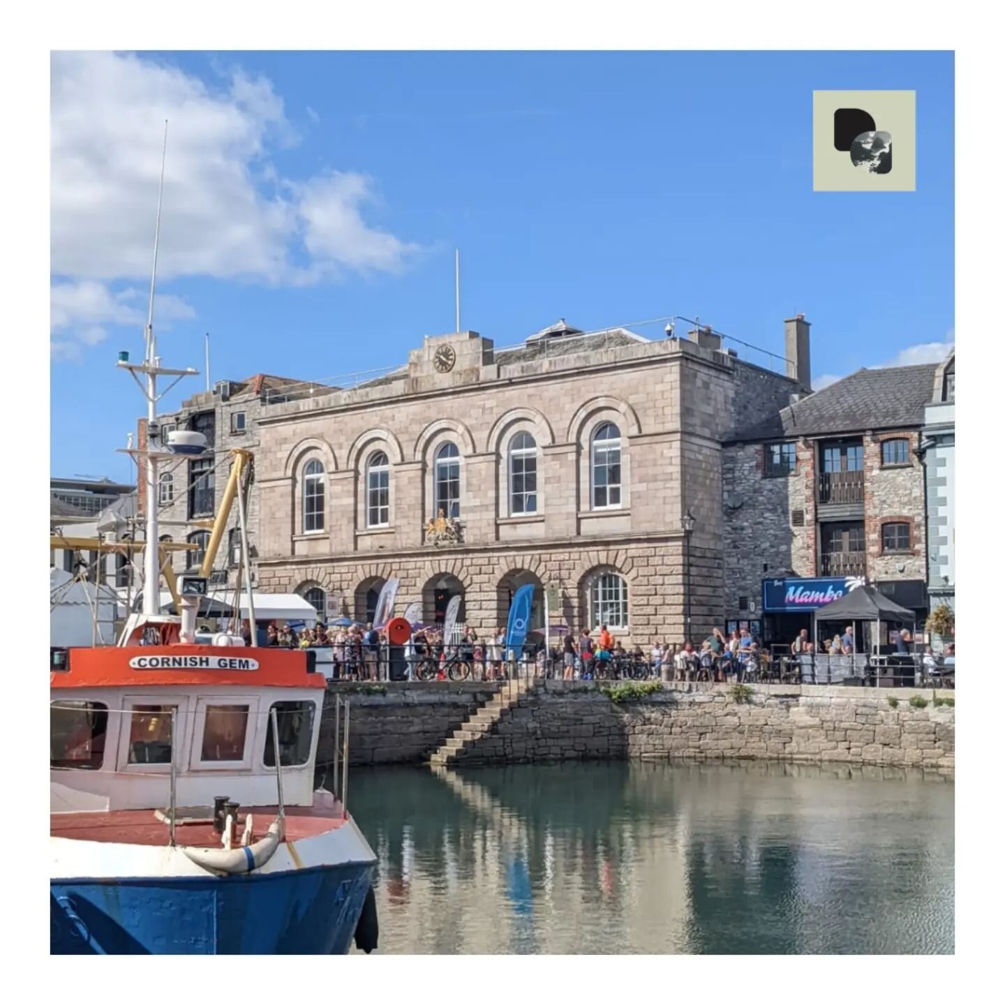 ⚪ SUNDAY ⚪

The team at Devon and Cornwall Planning Consultants spent a glorious Sunday afternoon down at the #plymouthseafoodfestival 

So much to do, so much to see, so much to eat! 

Such a great event @visitplymouth 

#plymouth #devon #cornwall #