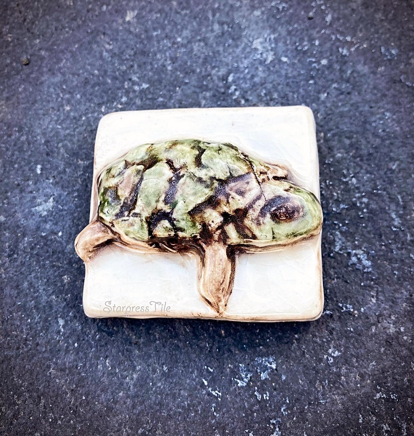 A little turtle for those of us needing slow and steadiness.🐢.
.
.
.
.
.
.
.
.
#slow #turtleart #ceramictile #relieftile #handpaintedtile #madeincolorado #coloradoartist #handmadetile #natureart #2x2 #inspiredbynature #turtleart #turtleartwork #turt